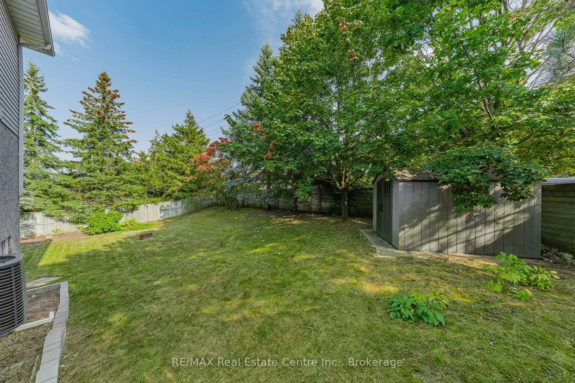 Photo 47 of 368 Cavendish Drive, Waterloo — HOMEH