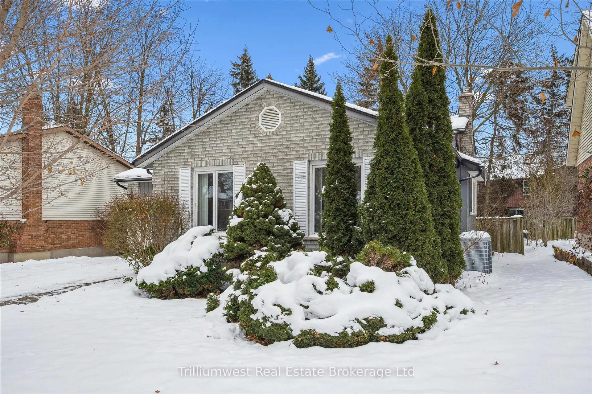 Photo 2 of 53 Wimbledon Road, Guelph, Willow West/Sugarbush/West Acres — HOMEH