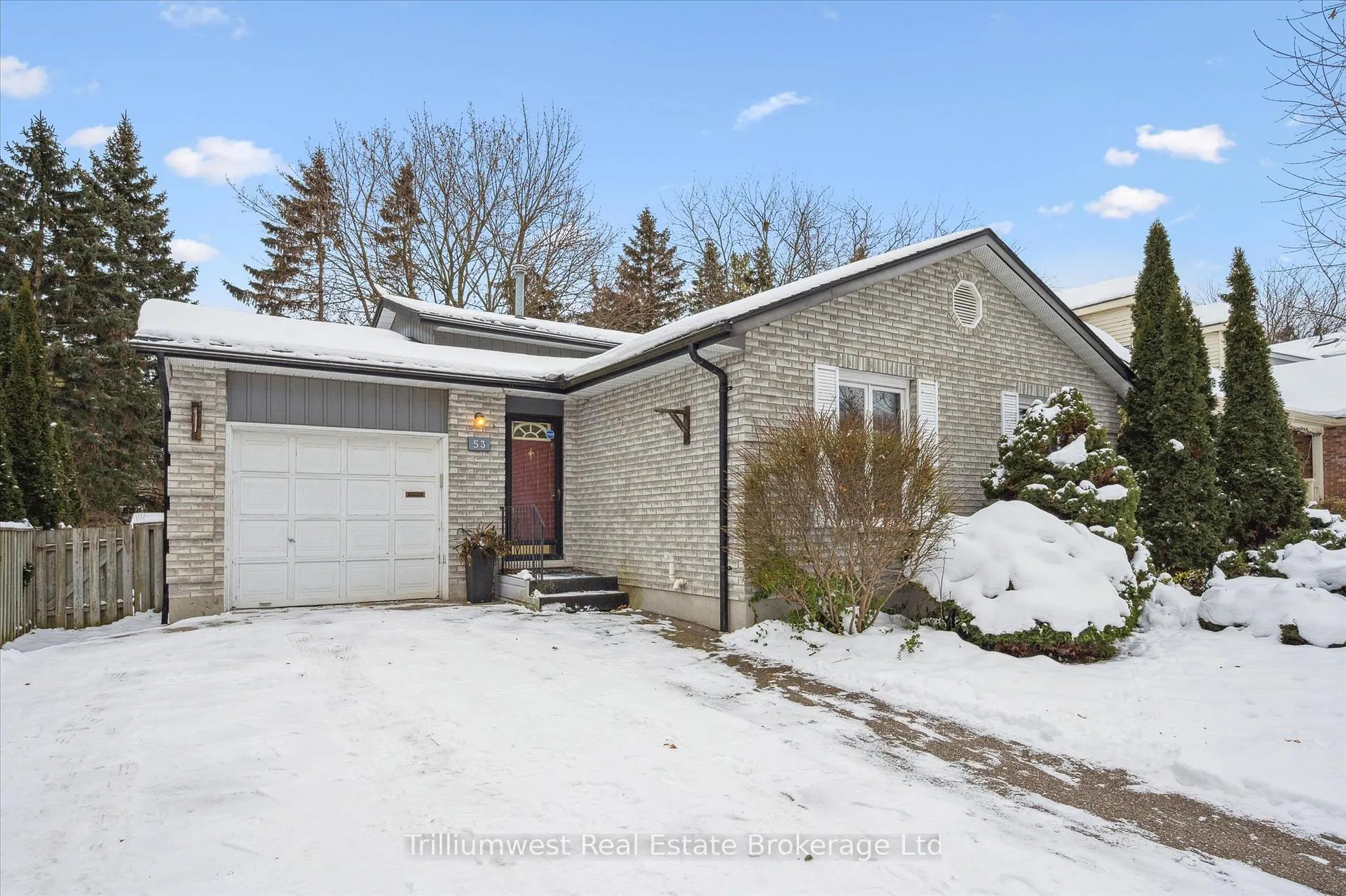 Photo 4 of 53 Wimbledon Road, Guelph, Willow West/Sugarbush/West Acres — HOMEH