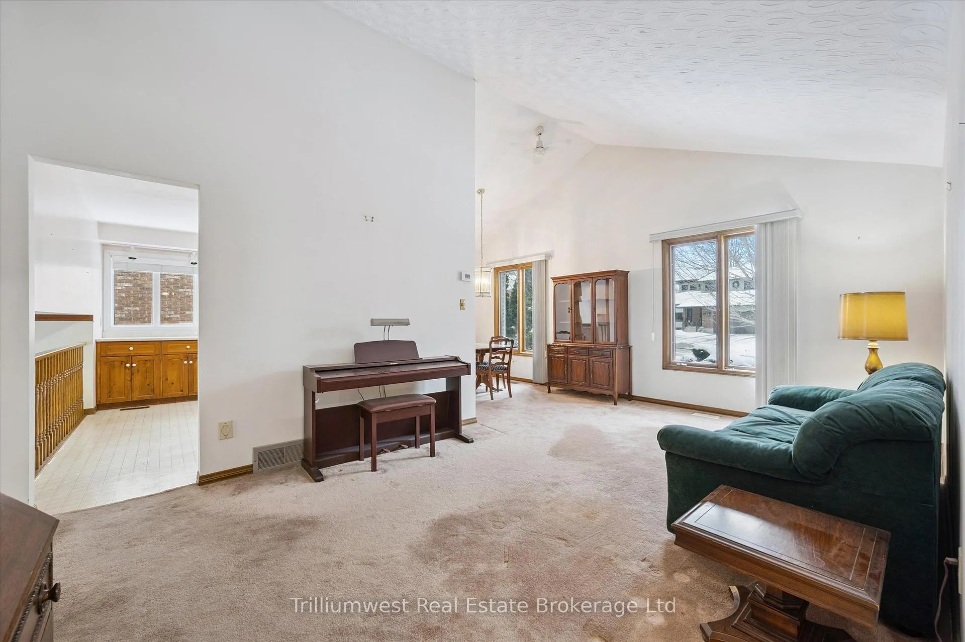 Photo 8 of 53 Wimbledon Road, Guelph, Willow West/Sugarbush/West Acres — HOMEH