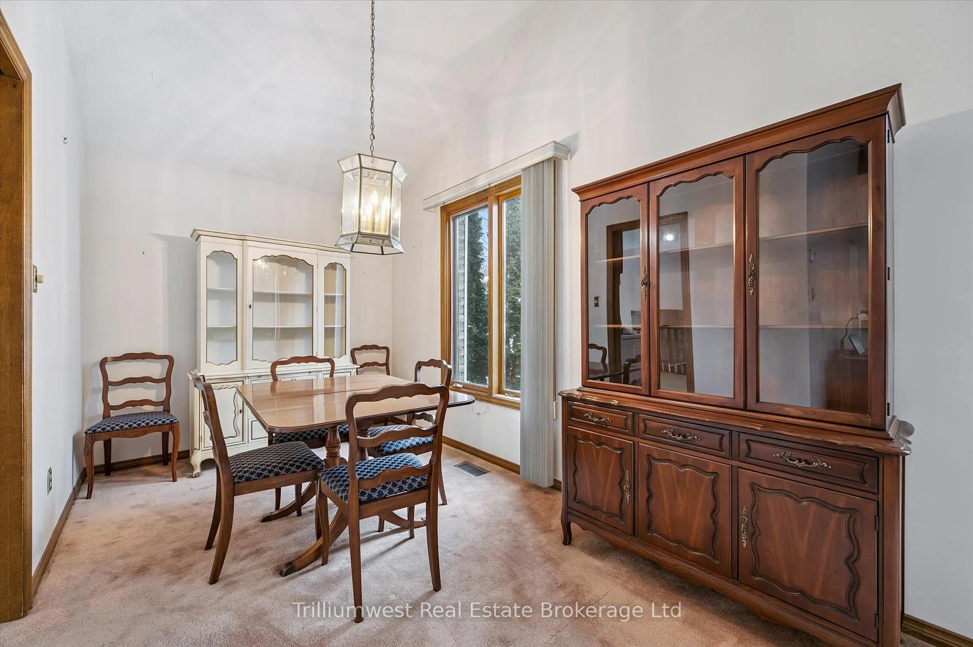 Photo 10 of 53 Wimbledon Road, Guelph, Willow West/Sugarbush/West Acres — HOMEH