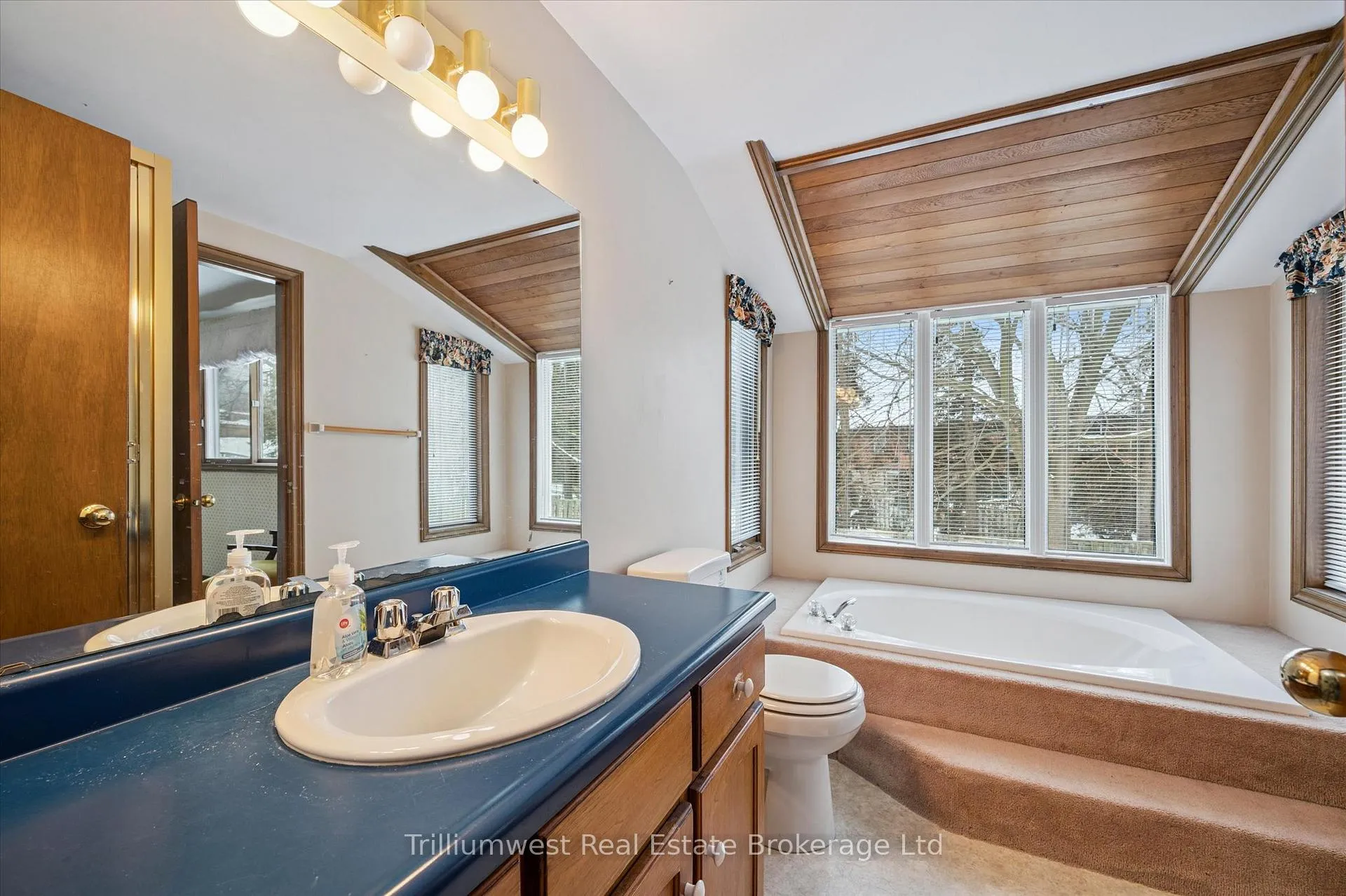 Photo 25 of 53 Wimbledon Road, Guelph, Willow West/Sugarbush/West Acres — HOMEH