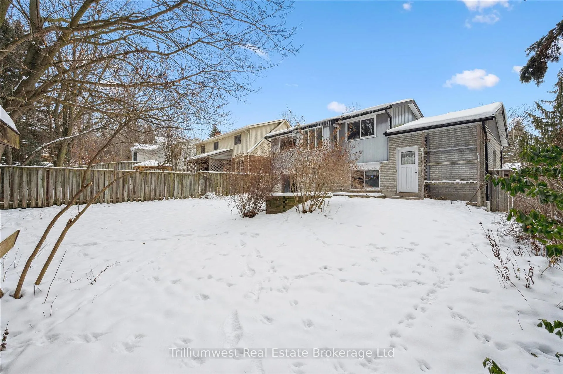 Photo 36 of 53 Wimbledon Road, Guelph, Willow West/Sugarbush/West Acres — HOMEH