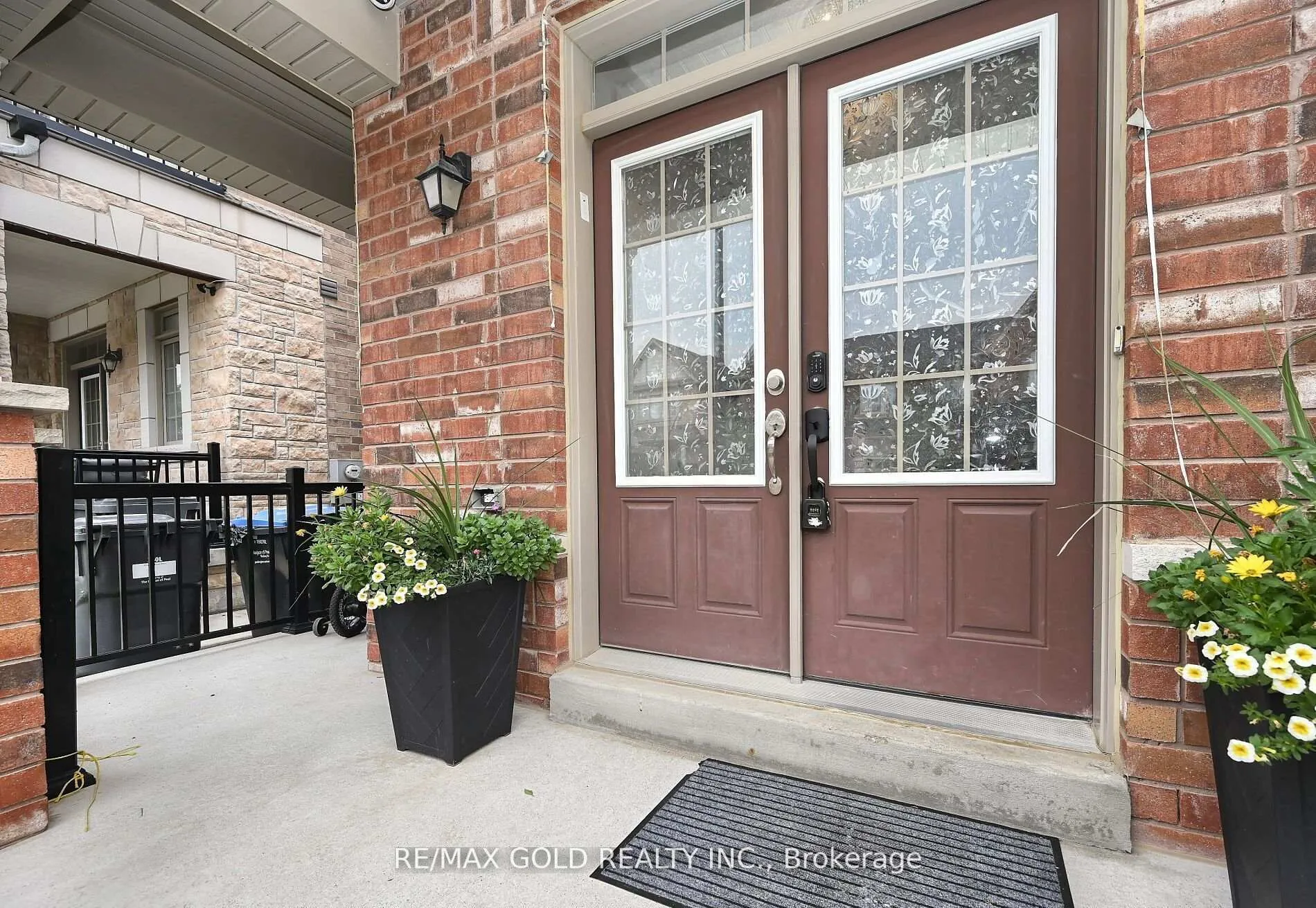 Photo 4 of 96 Ledger Point Crescent, Brampton, Sandringham-Wellington North — HOMEH