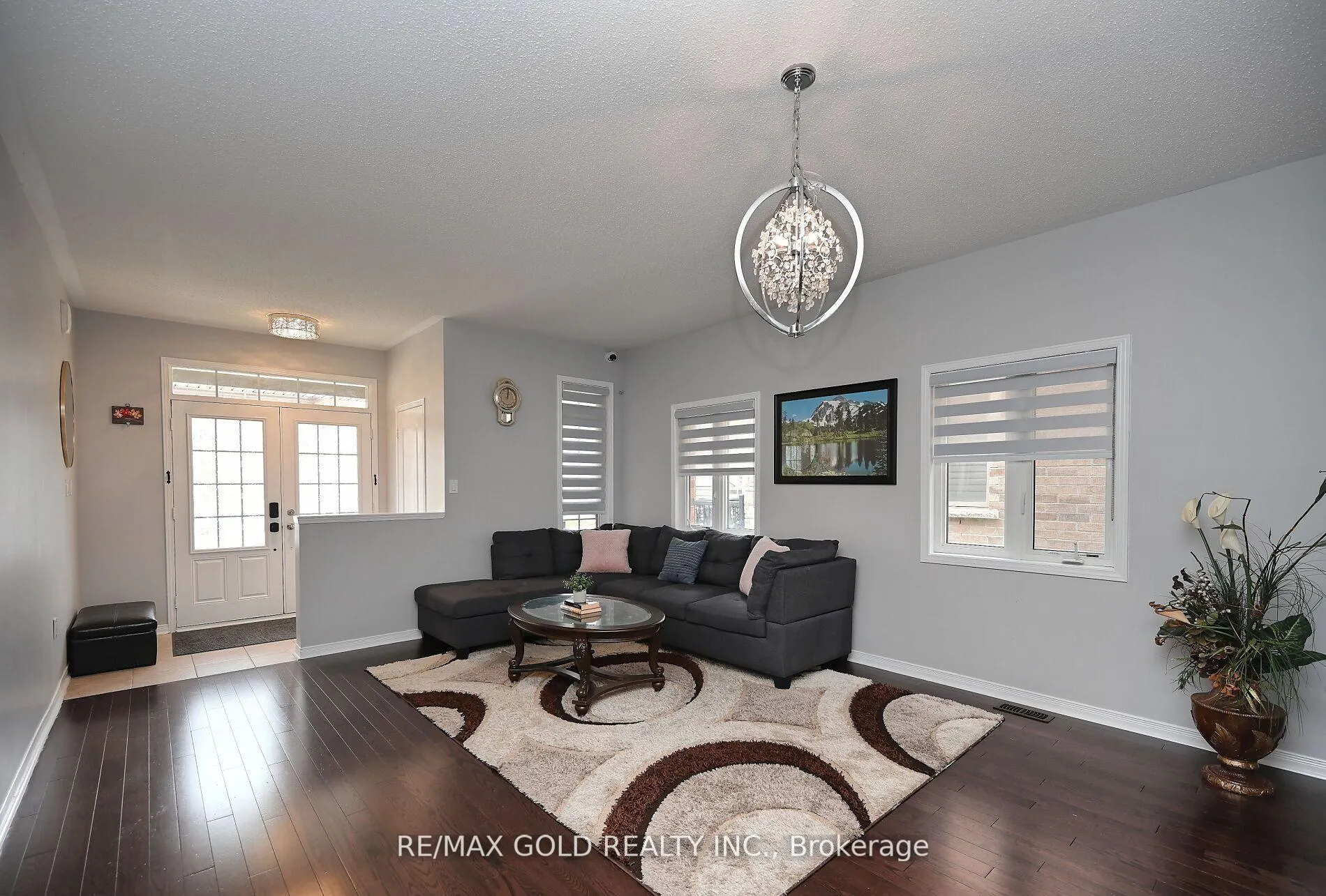 Photo 6 of 96 Ledger Point Crescent, Brampton, Sandringham-Wellington North — HOMEH