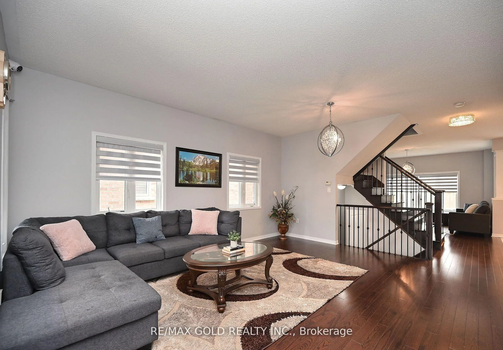 Photo 7 of 96 Ledger Point Crescent, Brampton, Sandringham-Wellington North — HOMEH