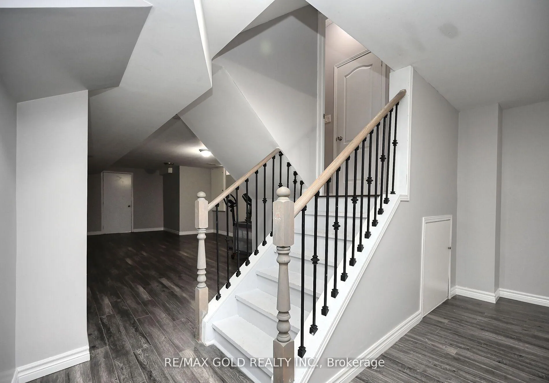 Photo 35 of 96 Ledger Point Crescent, Brampton, Sandringham-Wellington North — HOMEH
