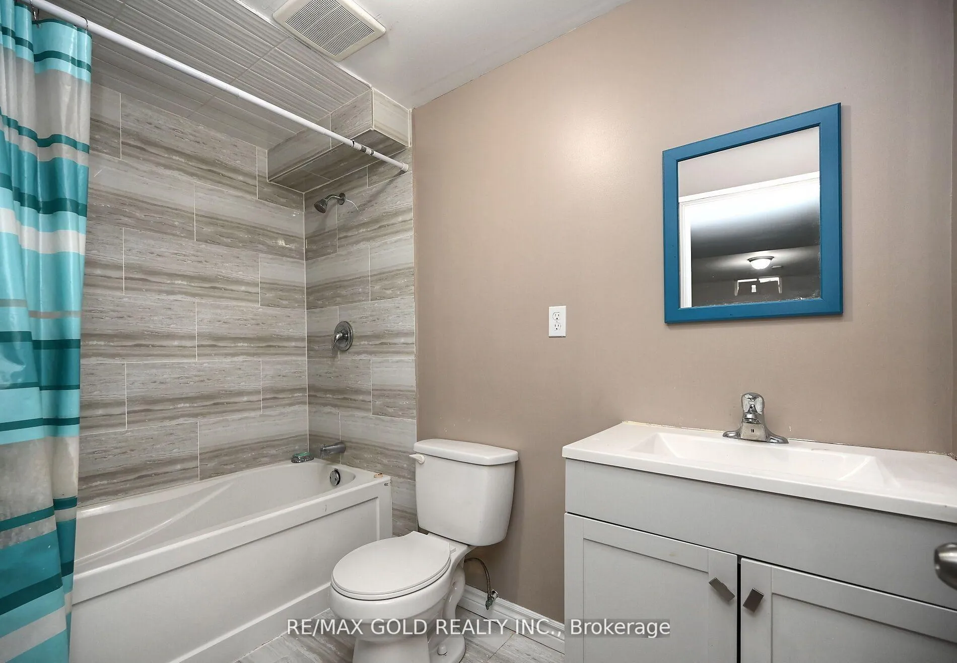 Photo 38 of 96 Ledger Point Crescent, Brampton, Sandringham-Wellington North — HOMEH