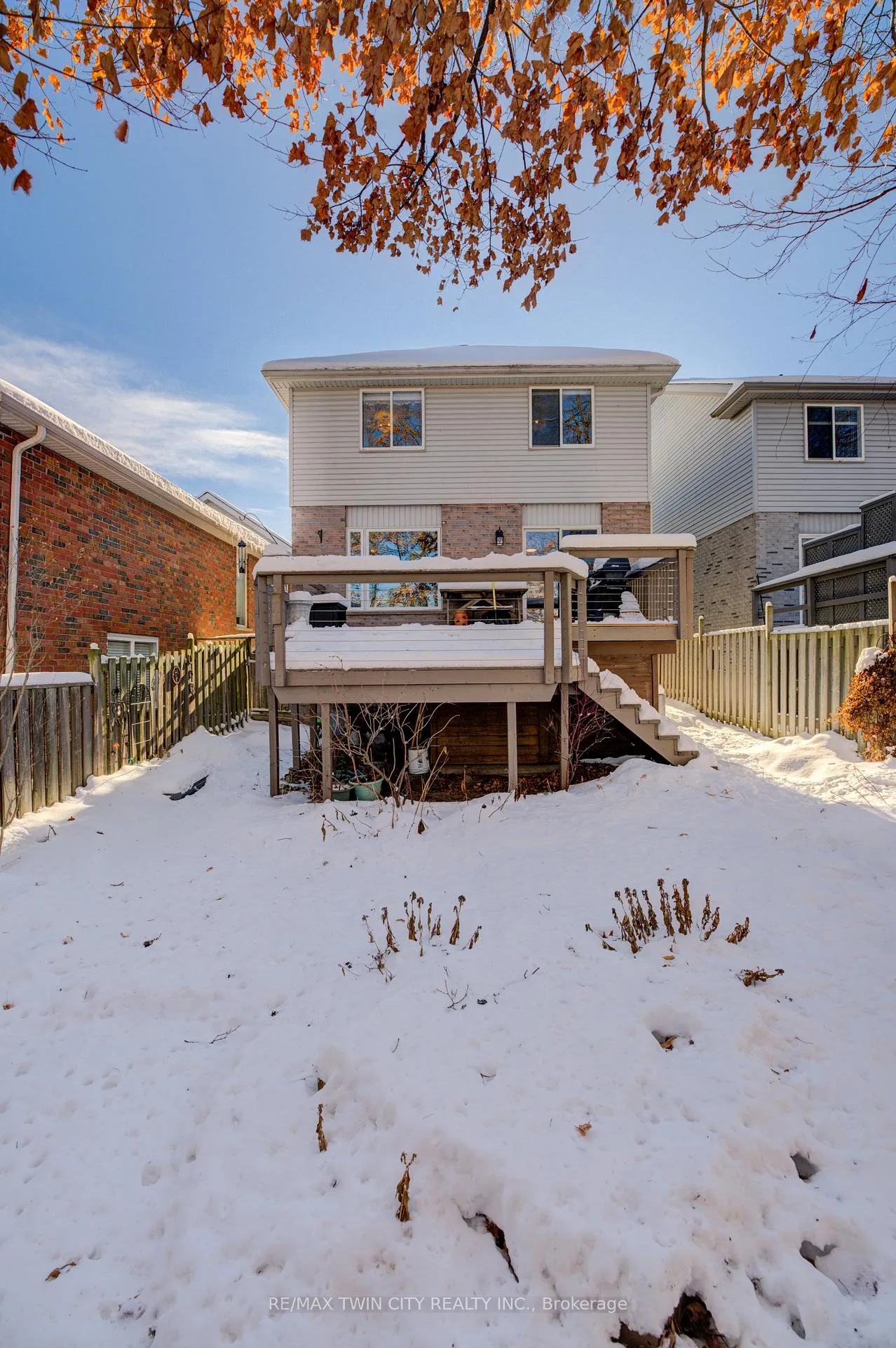 Photo 42 of 48 Karalee Crescent, Cambridge — HOMEH