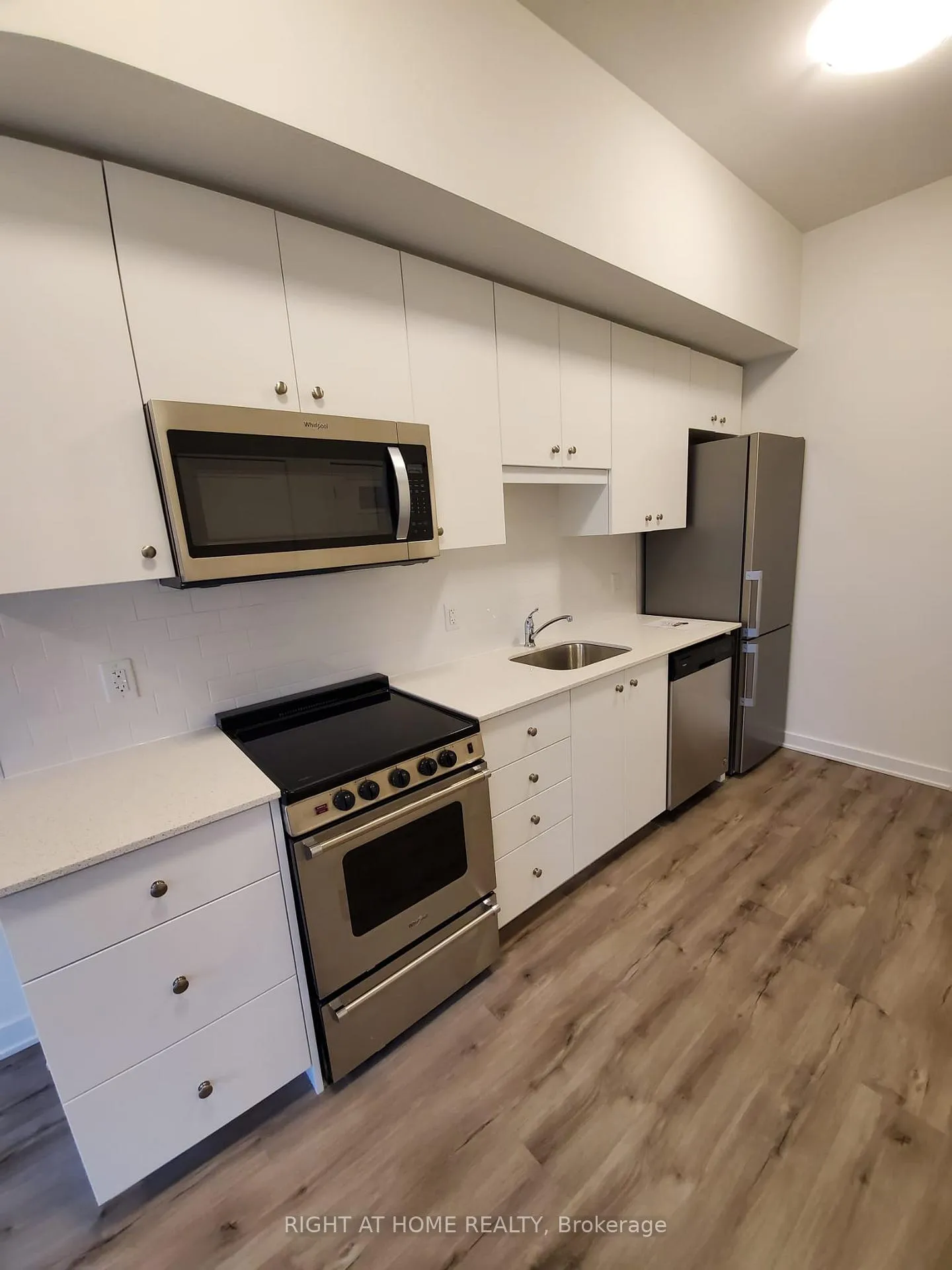 Photo 6 of Unit 136, 110 Fergus Avenue, Kitchener, Stanley Park — HOMEH