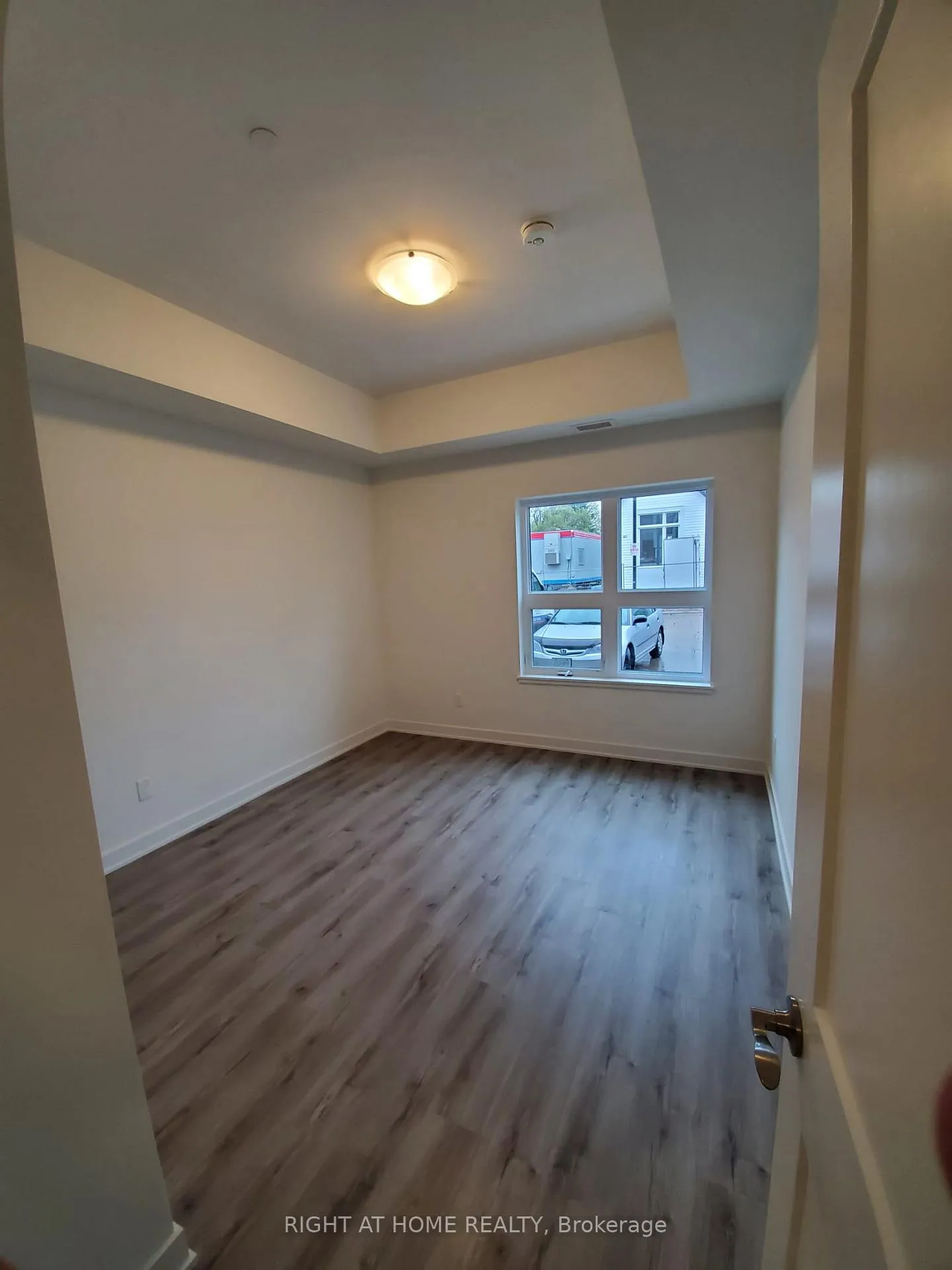 Photo 7 of Unit 136, 110 Fergus Avenue, Kitchener, Stanley Park — HOMEH