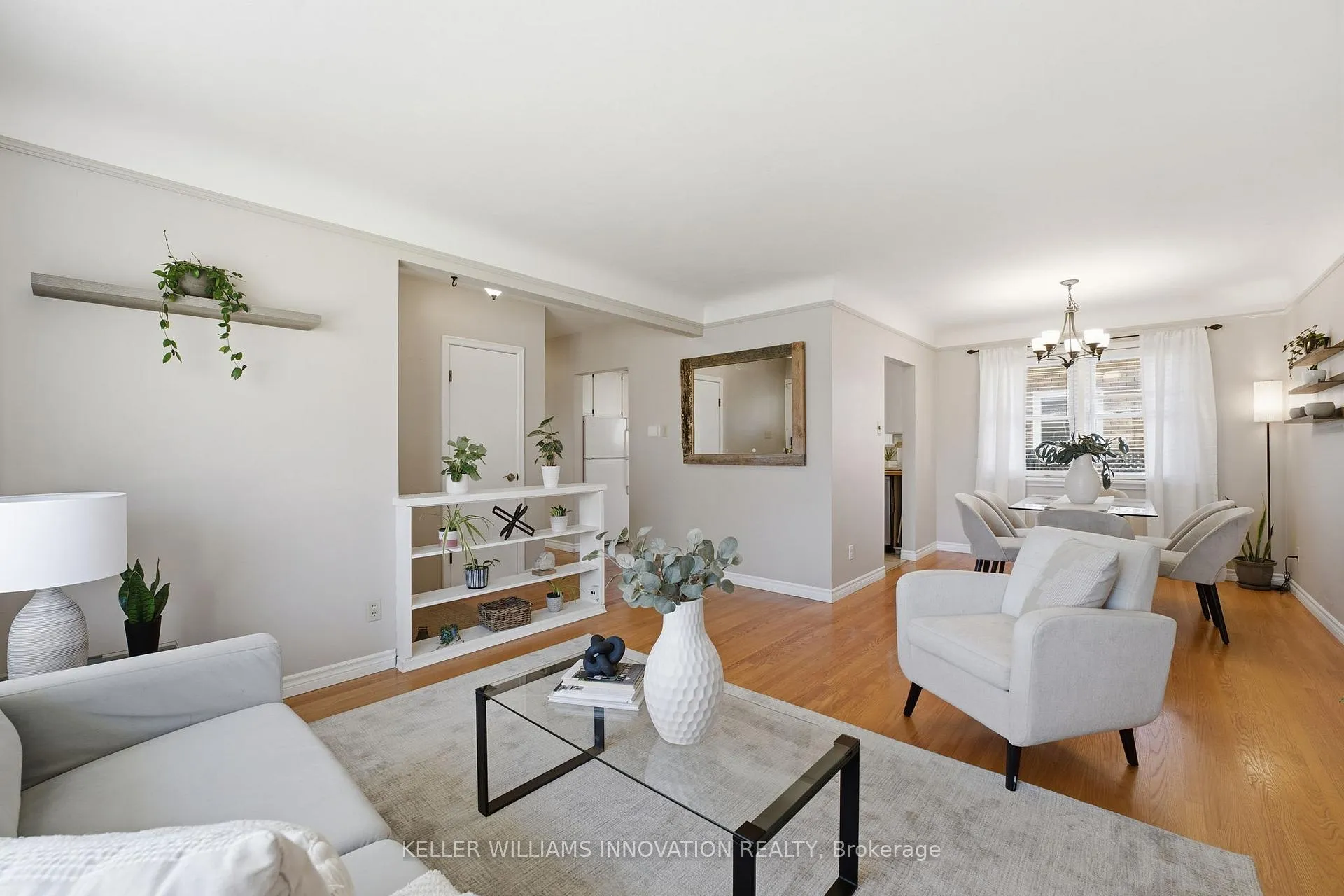 Photo 3 of 11 Kensington Avenue, Kitchener — HOMEH