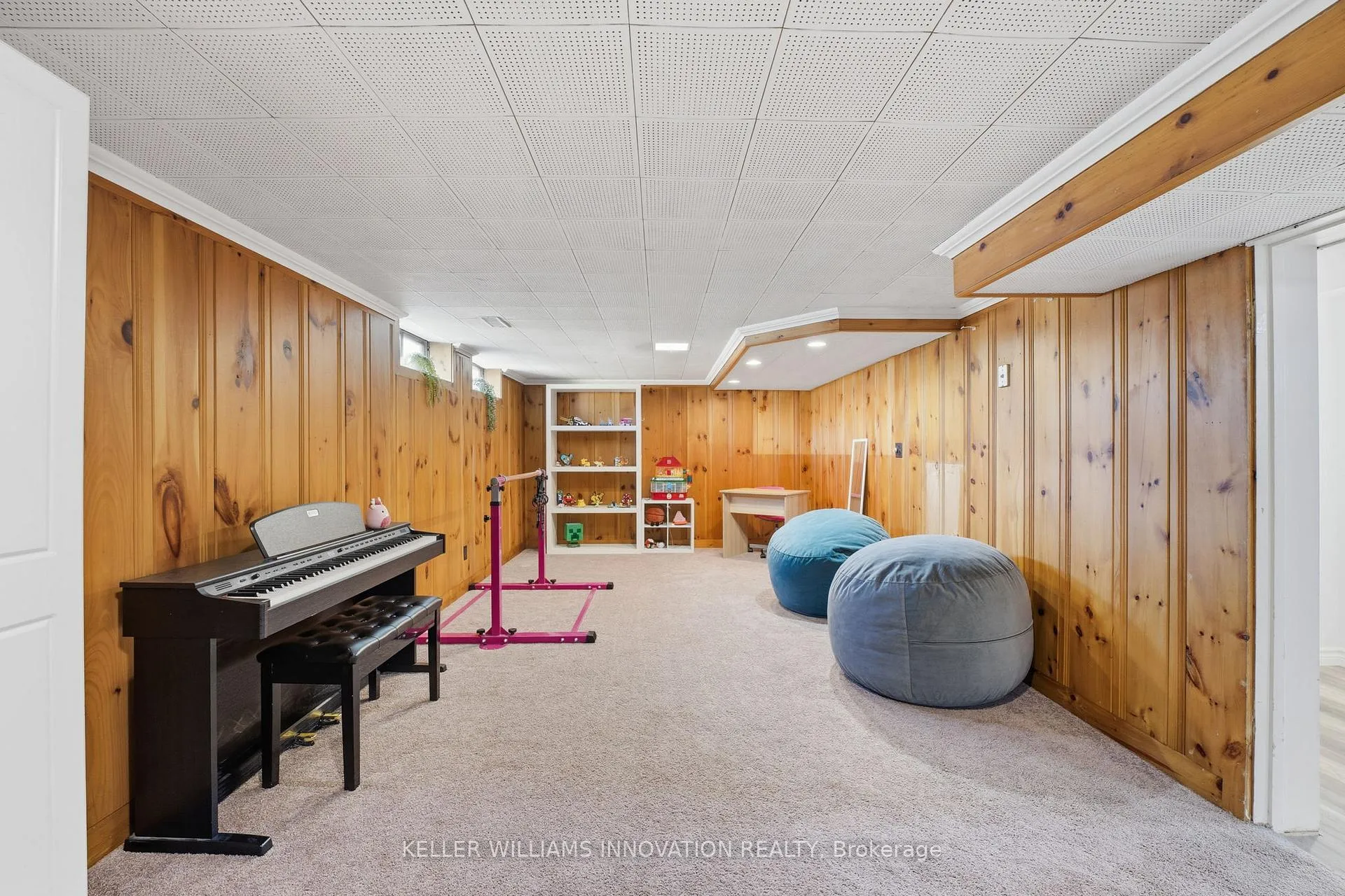 Photo 12 of 11 Kensington Avenue, Kitchener — HOMEH