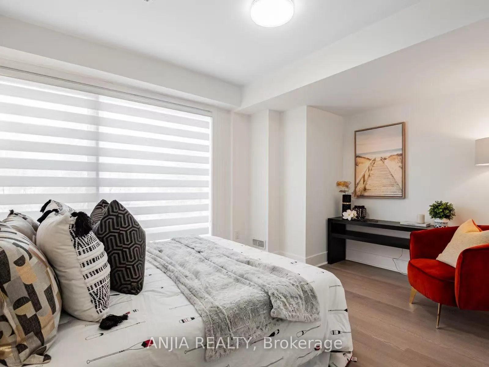 Photo 20 of 9140 Bathurst Street, Vaughan, Patterson — HOMEH