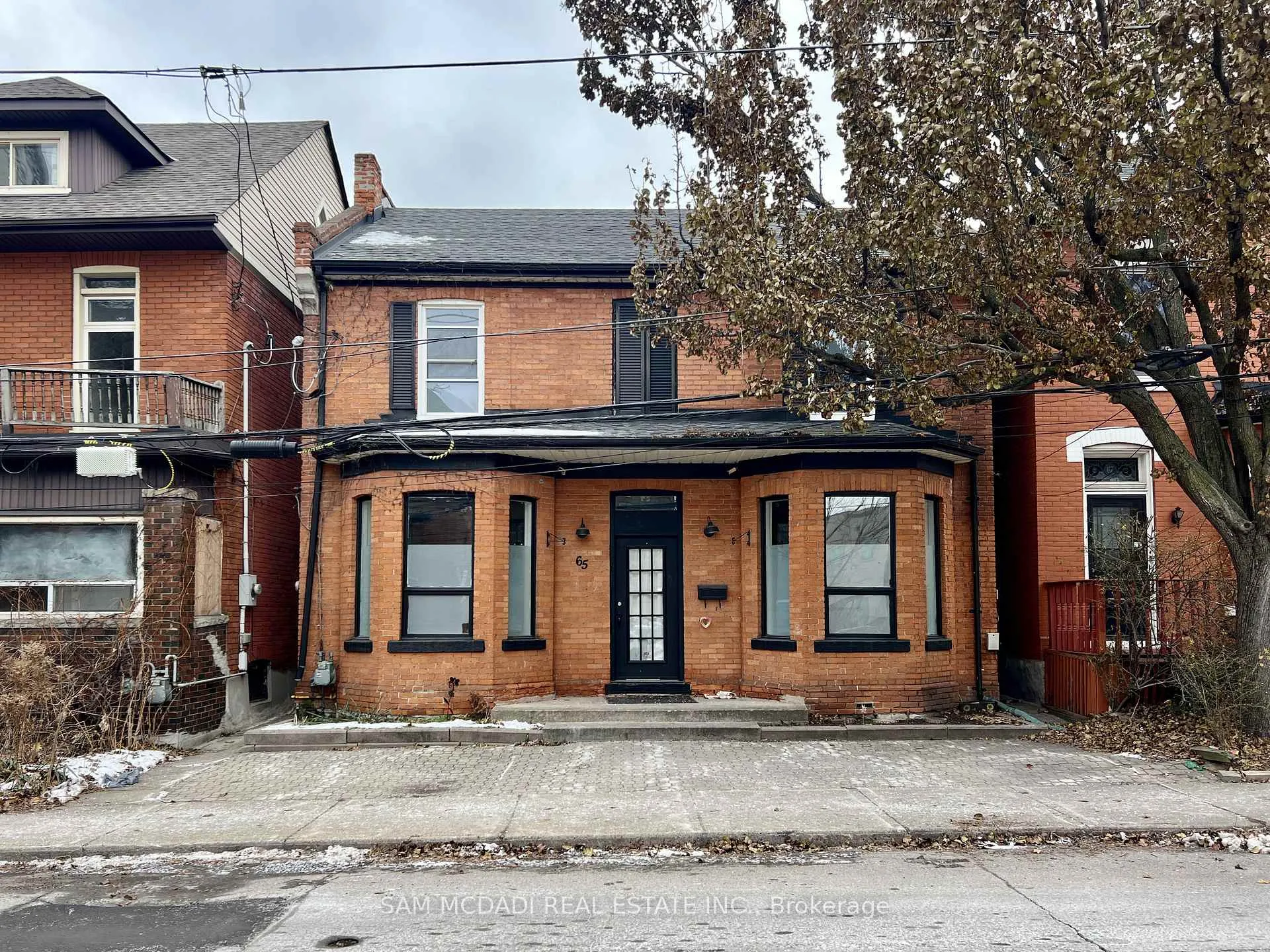 Photo 1 of 65 Walnut Street S, Hamilton, Corktown — HOMEH