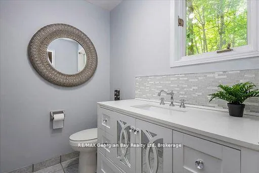 Photo 20 of 31 Lakeview Crescent E, Tiny, Rural Tiny — HOMEH
