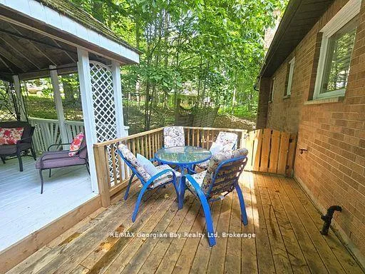 Photo 35 of 31 Lakeview Crescent E, Tiny, Rural Tiny — HOMEH
