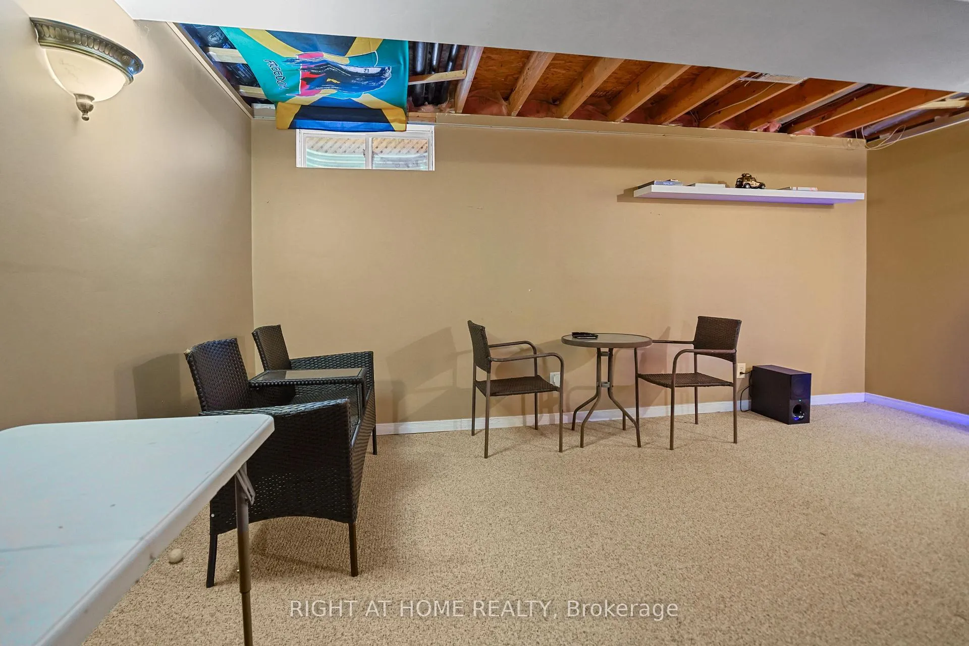 Photo 19 of 153 Donnenwerth Drive, Kitchener — HOMEH