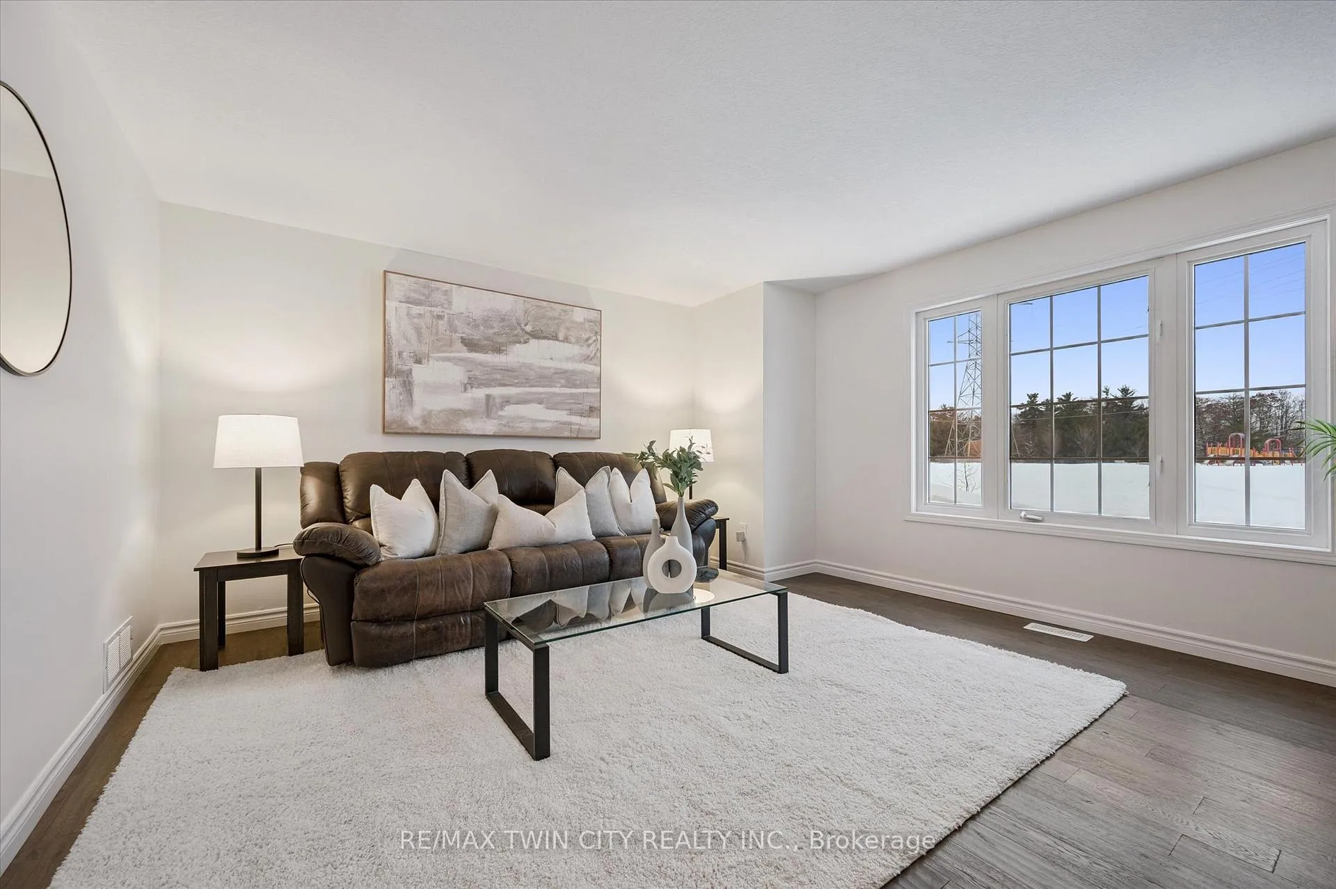 Photo 19 of 268 Parkvale Drive, Kitchener — HOMEH