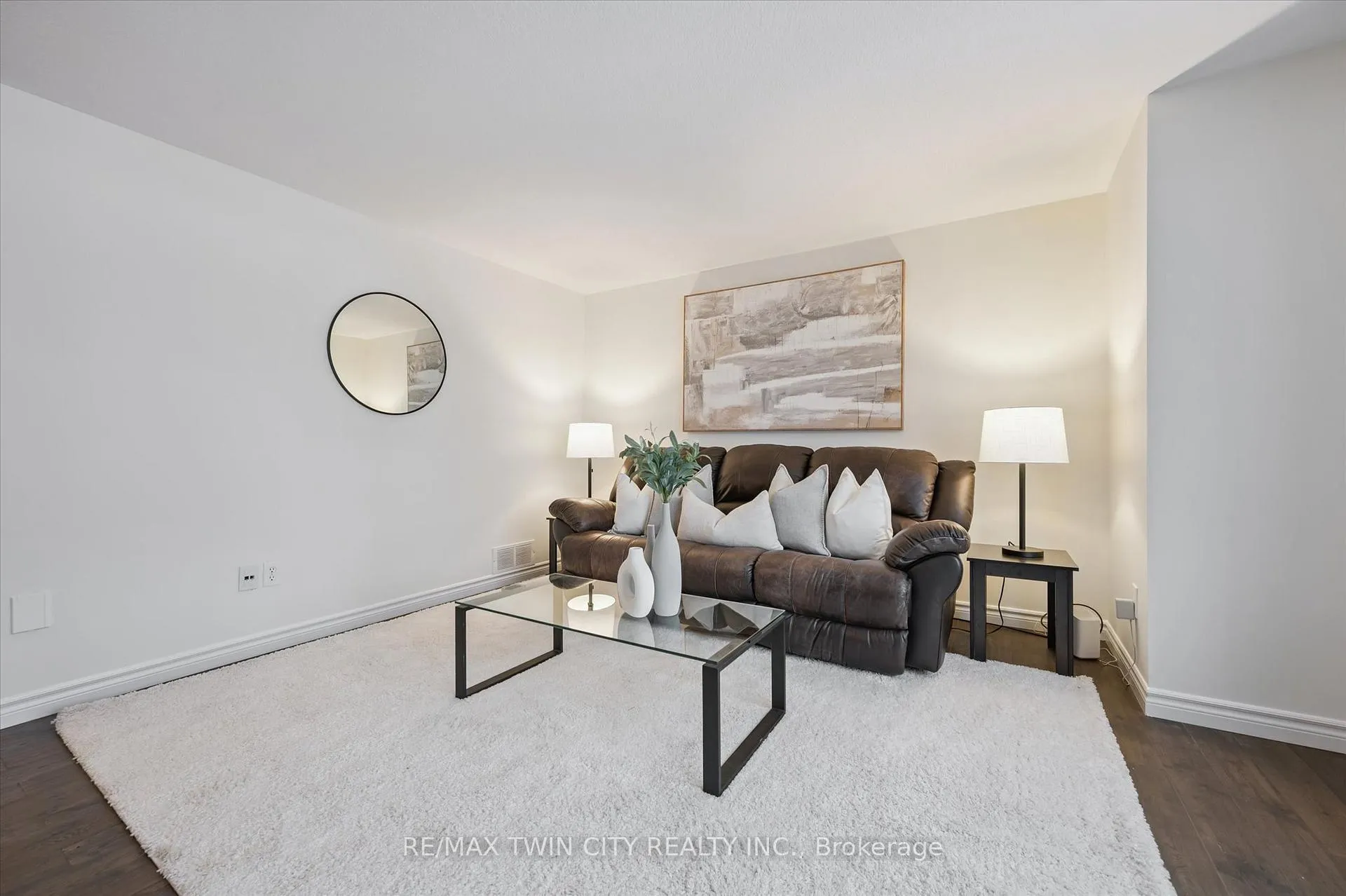 Photo 20 of 268 Parkvale Drive, Kitchener — HOMEH