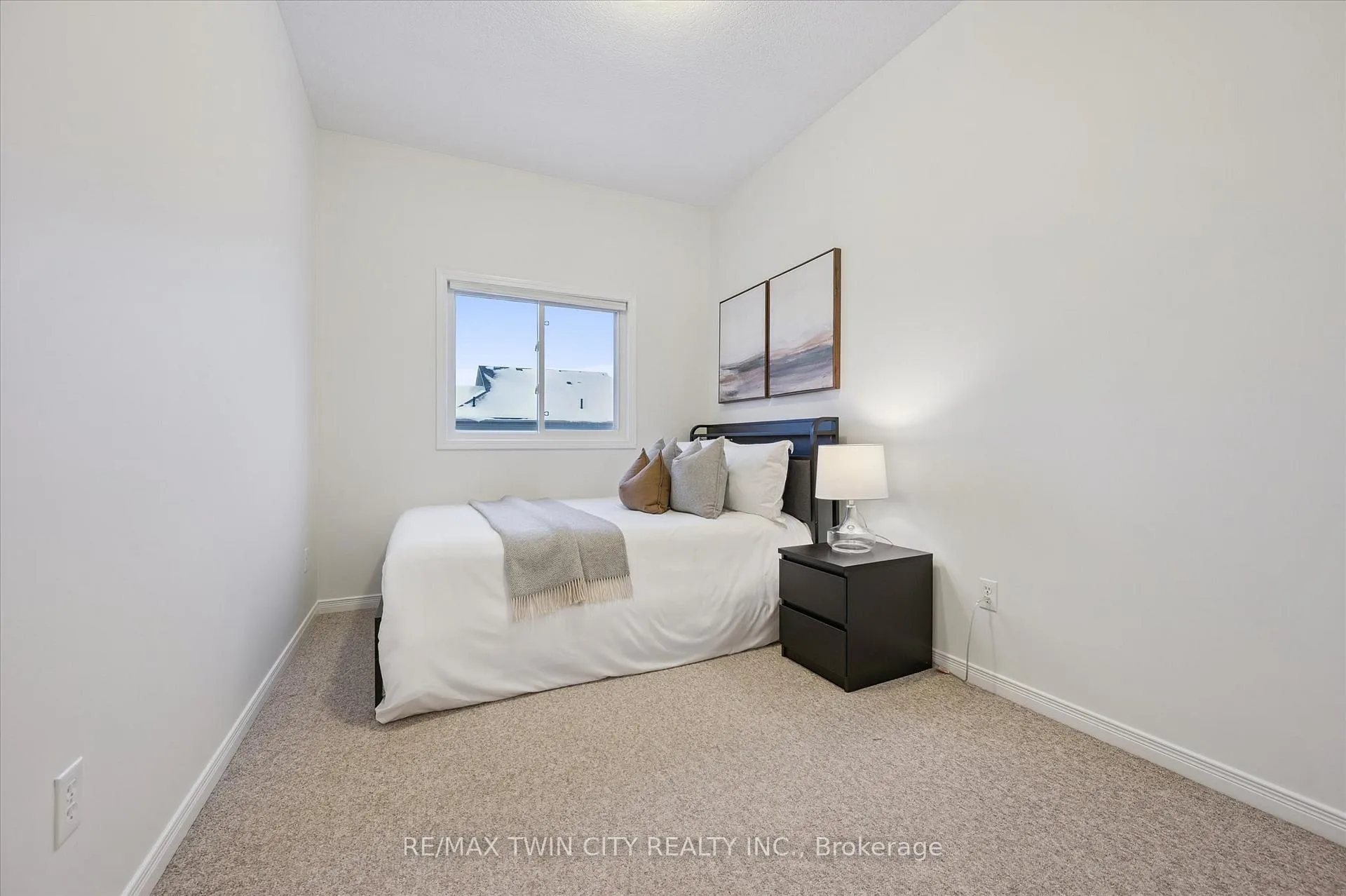 Photo 25 of 268 Parkvale Drive, Kitchener — HOMEH
