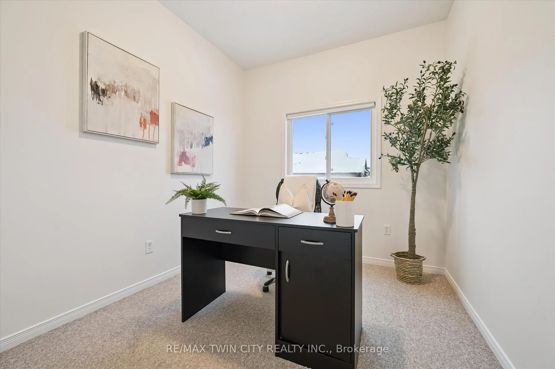 Photo 28 of 268 Parkvale Drive, Kitchener — HOMEH