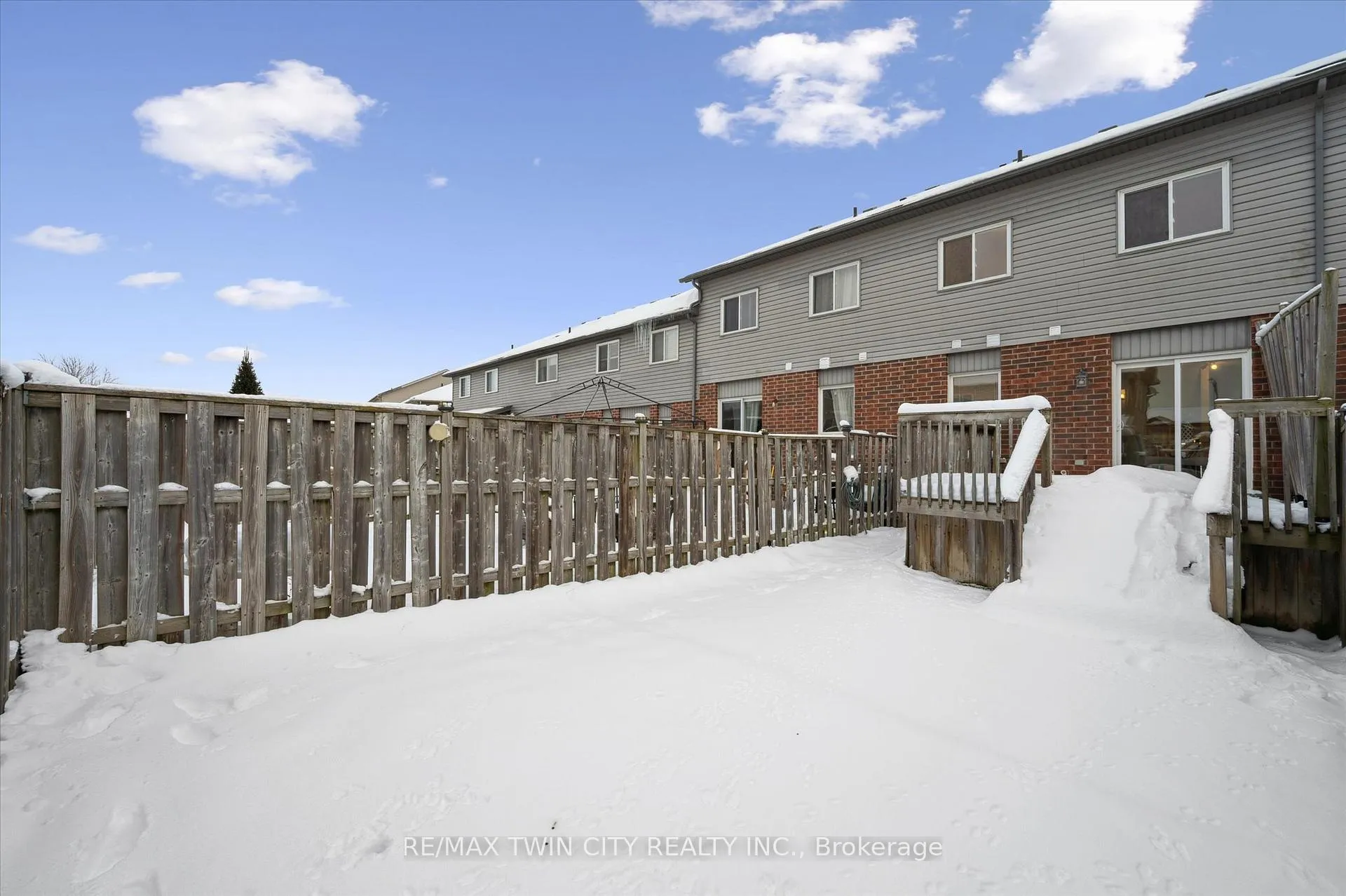 Photo 39 of 268 Parkvale Drive, Kitchener — HOMEH
