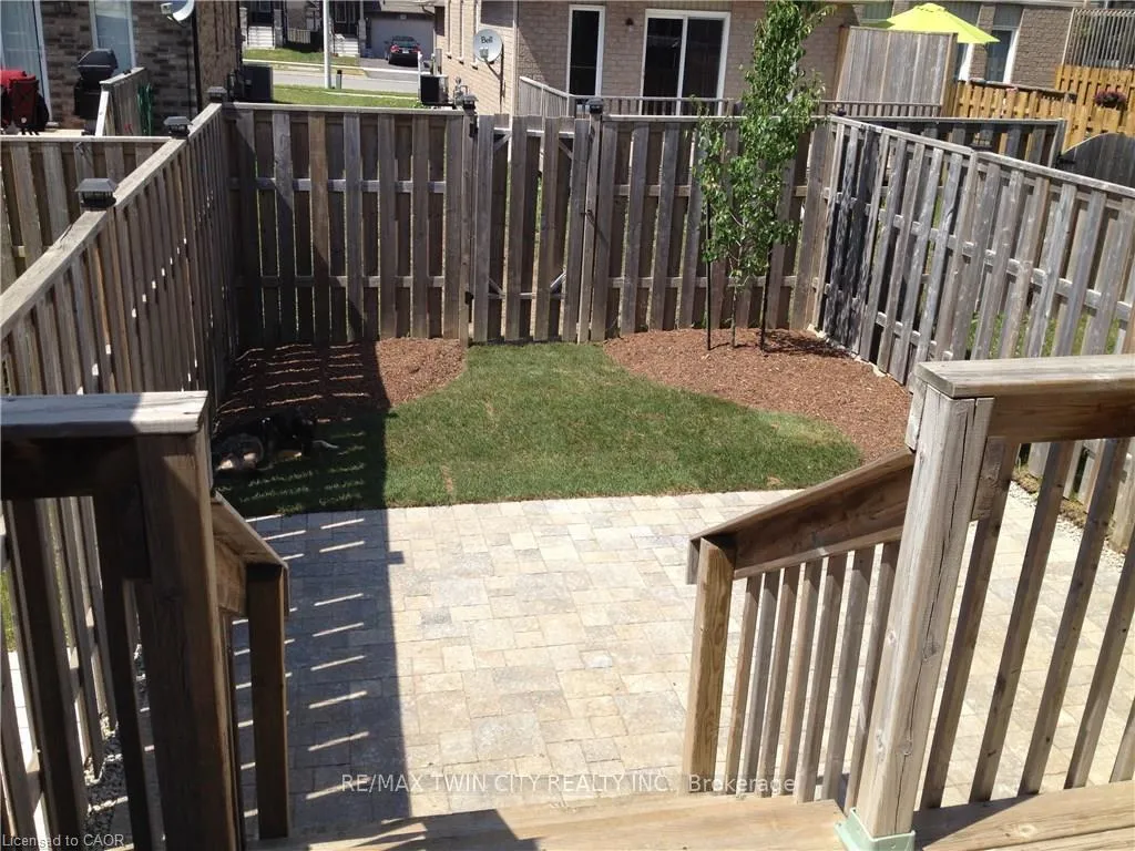 Photo 40 of 268 Parkvale Drive, Kitchener — HOMEH