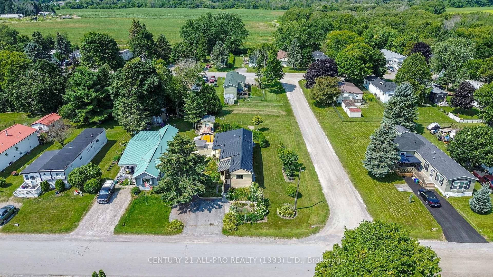 Photo 5 of 24 Hillview Drive, Hamilton Township, Rural Hamilton — HOMEH