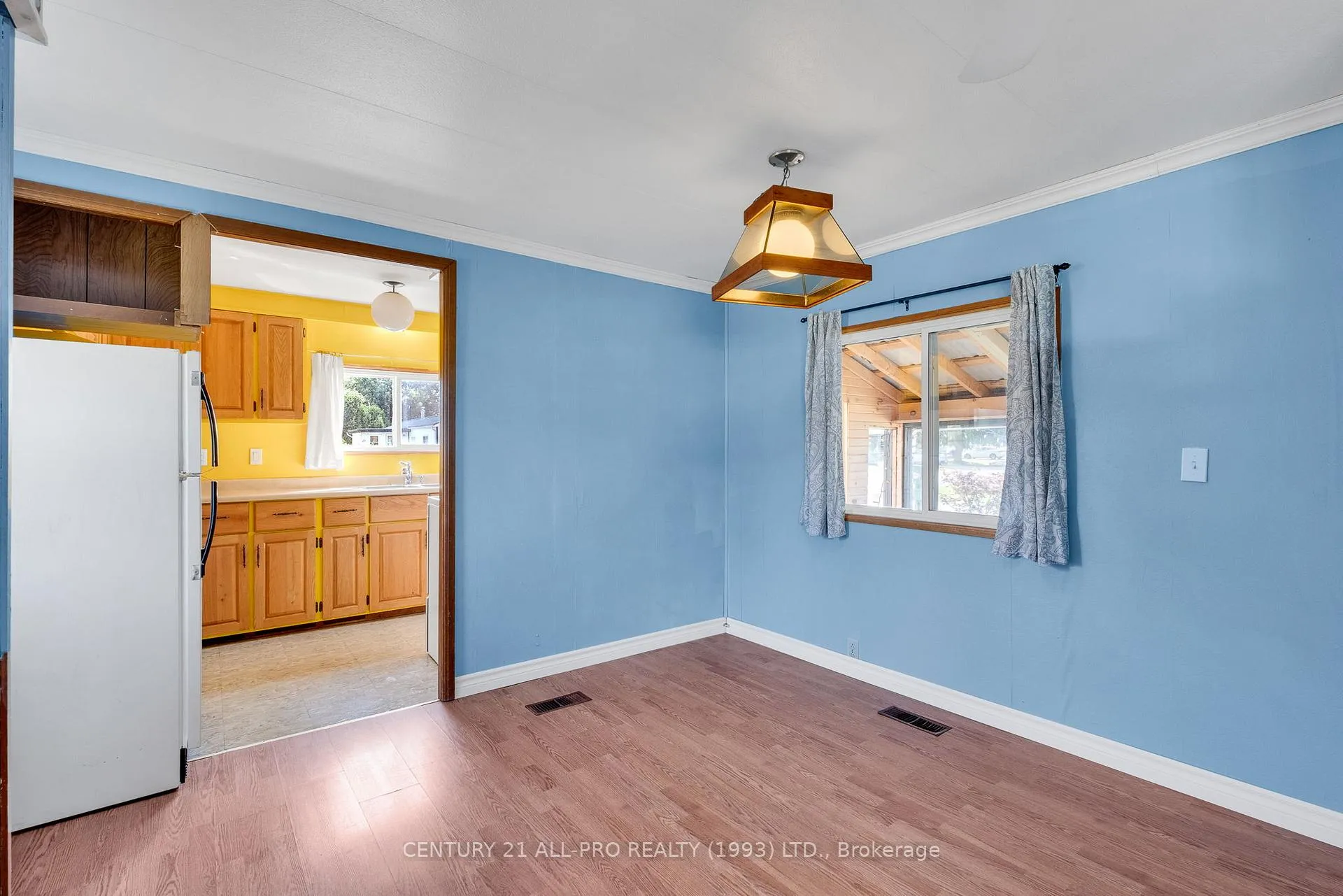 Photo 9 of 24 Hillview Drive, Hamilton Township, Rural Hamilton — HOMEH