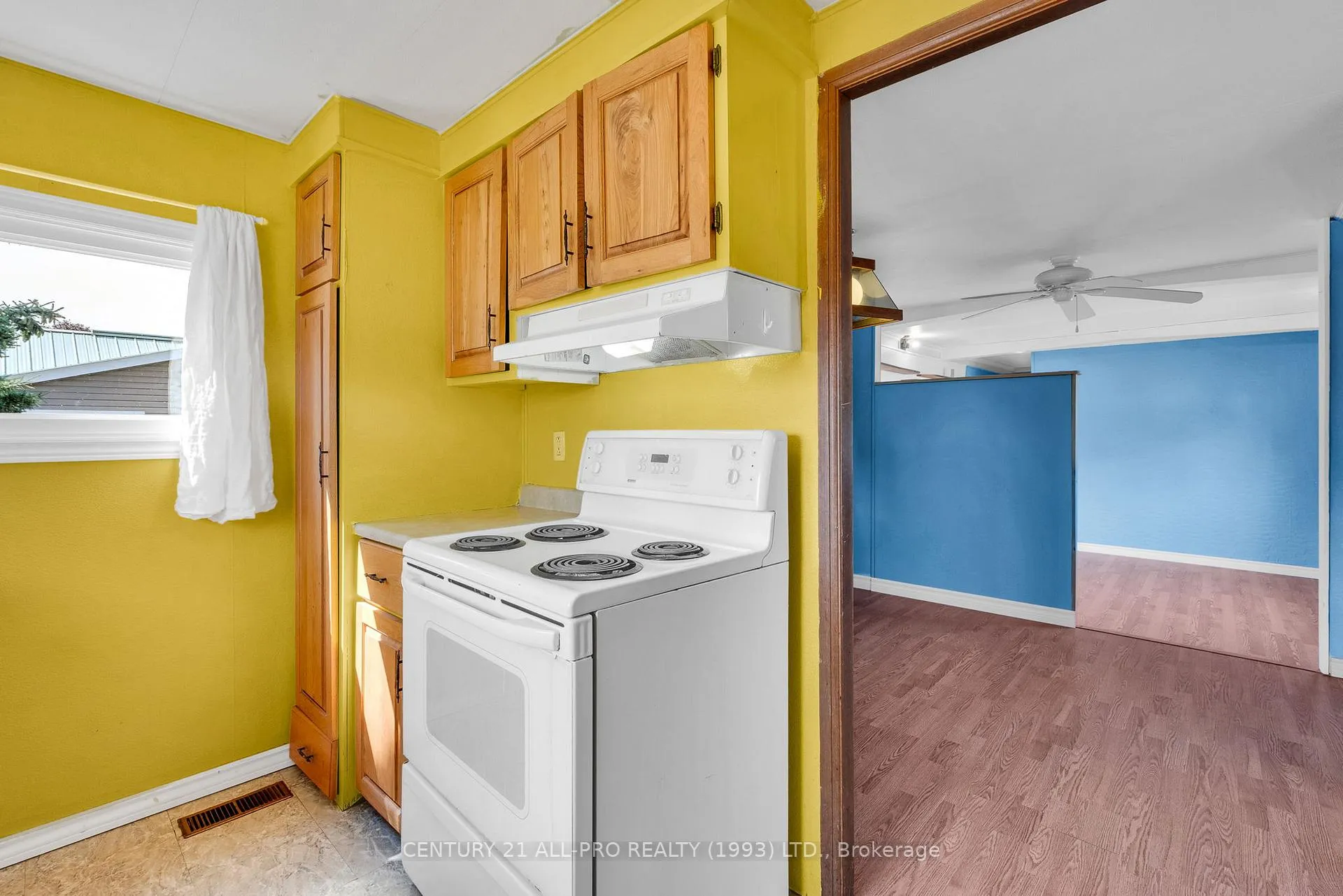 Photo 13 of 24 Hillview Drive, Hamilton Township, Rural Hamilton — HOMEH