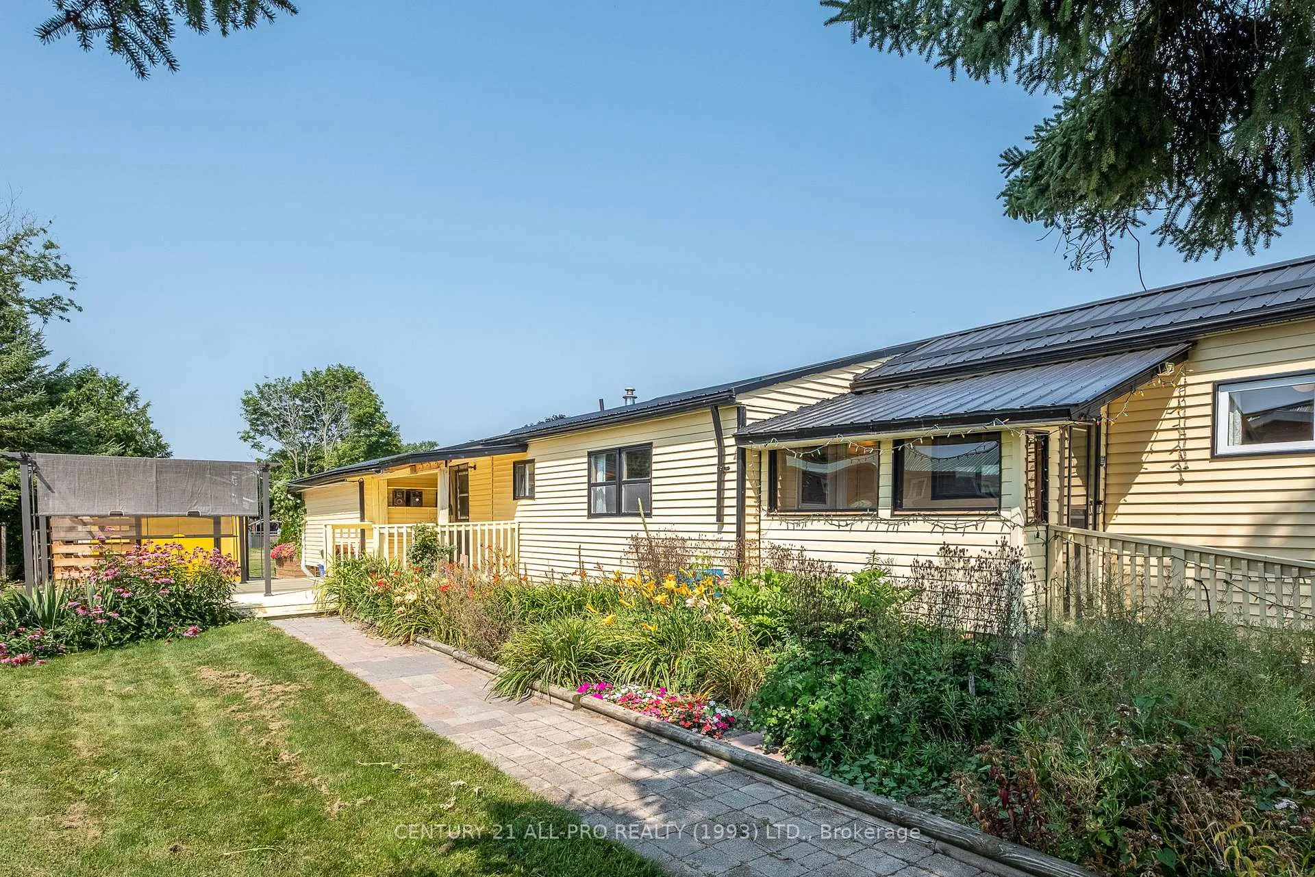 Photo 28 of 24 Hillview Drive, Hamilton Township, Rural Hamilton — HOMEH