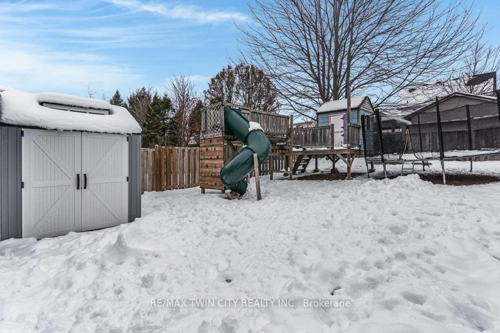 Photo 37 of 102 Marston Crescent, Cambridge, Hespeler Village — HOMEH