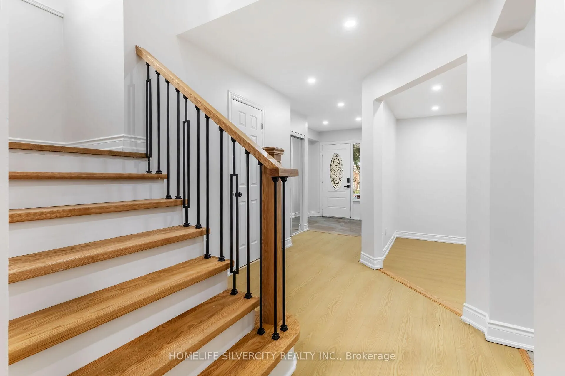 Photo 15 of 26 Cresswell Drive, Brampton, Fletcher's West — HOMEH