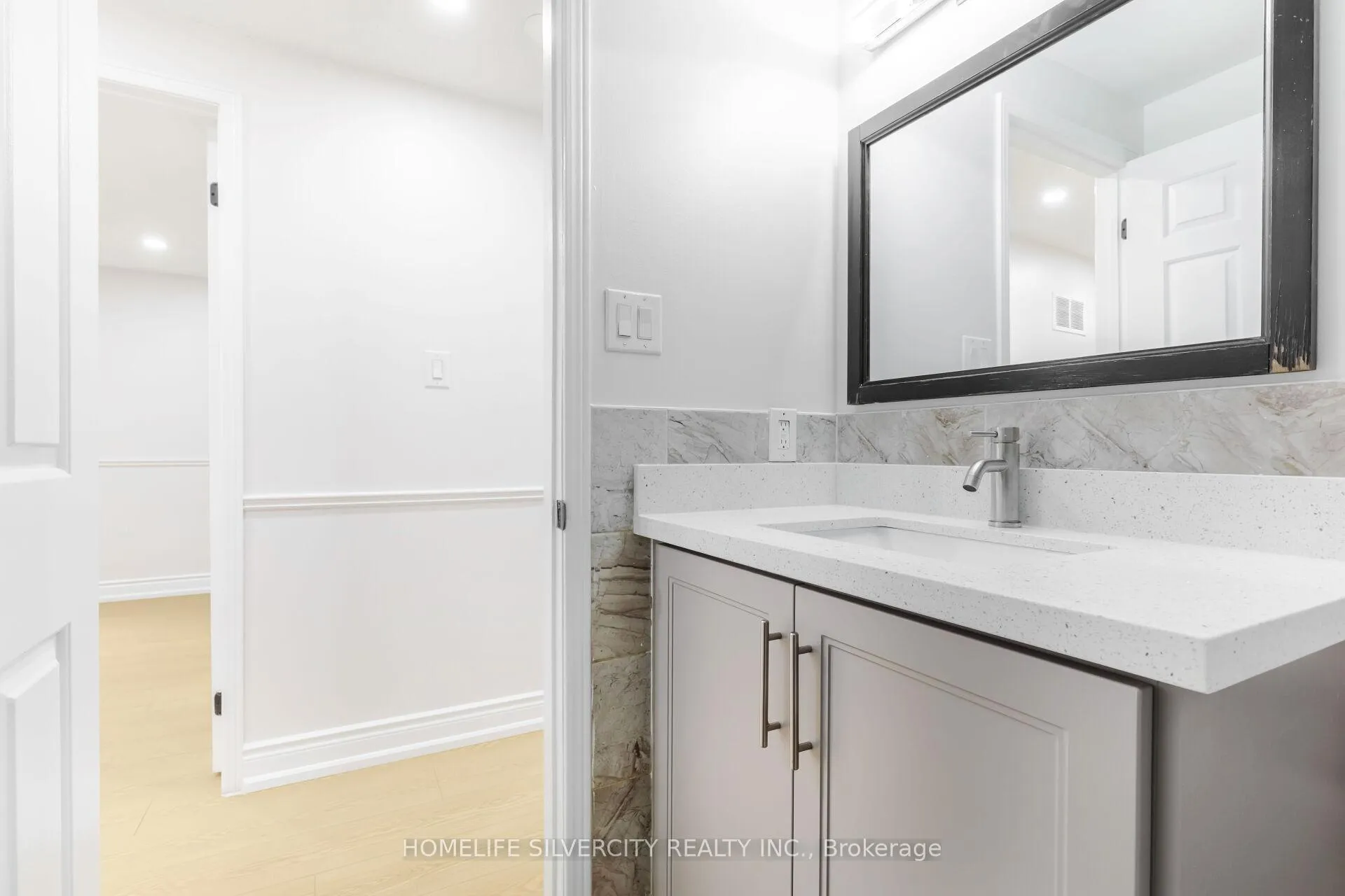 Photo 29 of 26 Cresswell Drive, Brampton, Fletcher's West — HOMEH