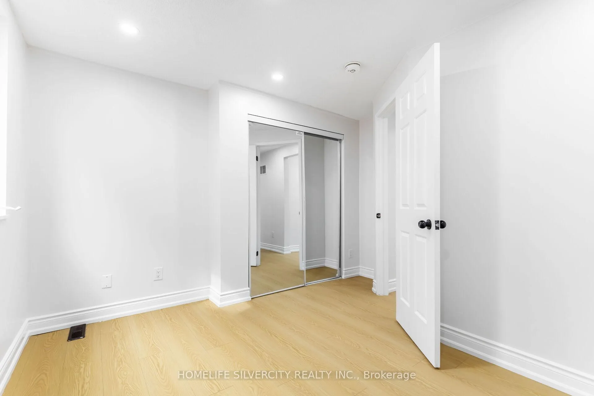 Photo 31 of 26 Cresswell Drive, Brampton, Fletcher's West — HOMEH