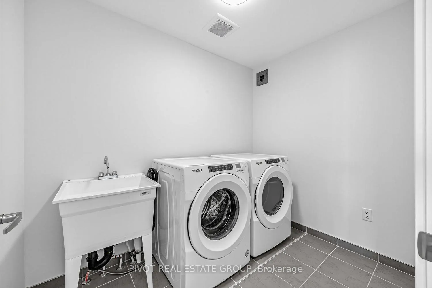 Photo 4 of 4 Lively Way, Whitby, Rolling Acres — HOMEH