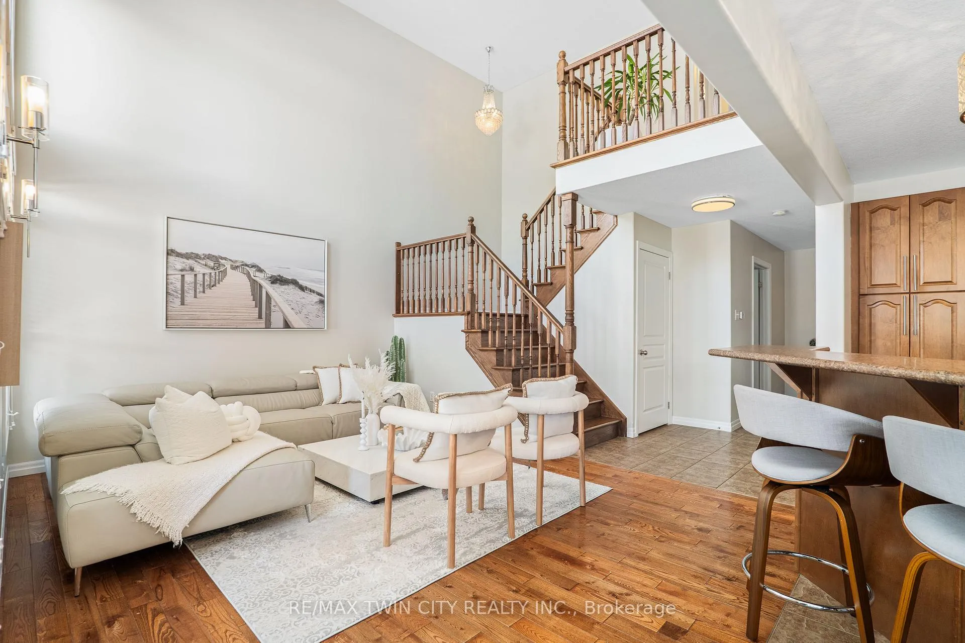Photo 11 of 162 Banffshire Street, Kitchener — HOMEH