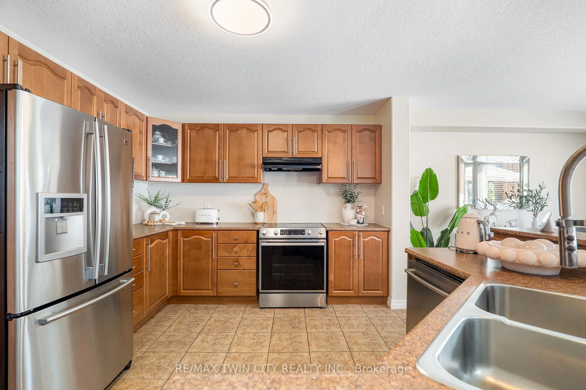 Photo 18 of 162 Banffshire Street, Kitchener — HOMEH