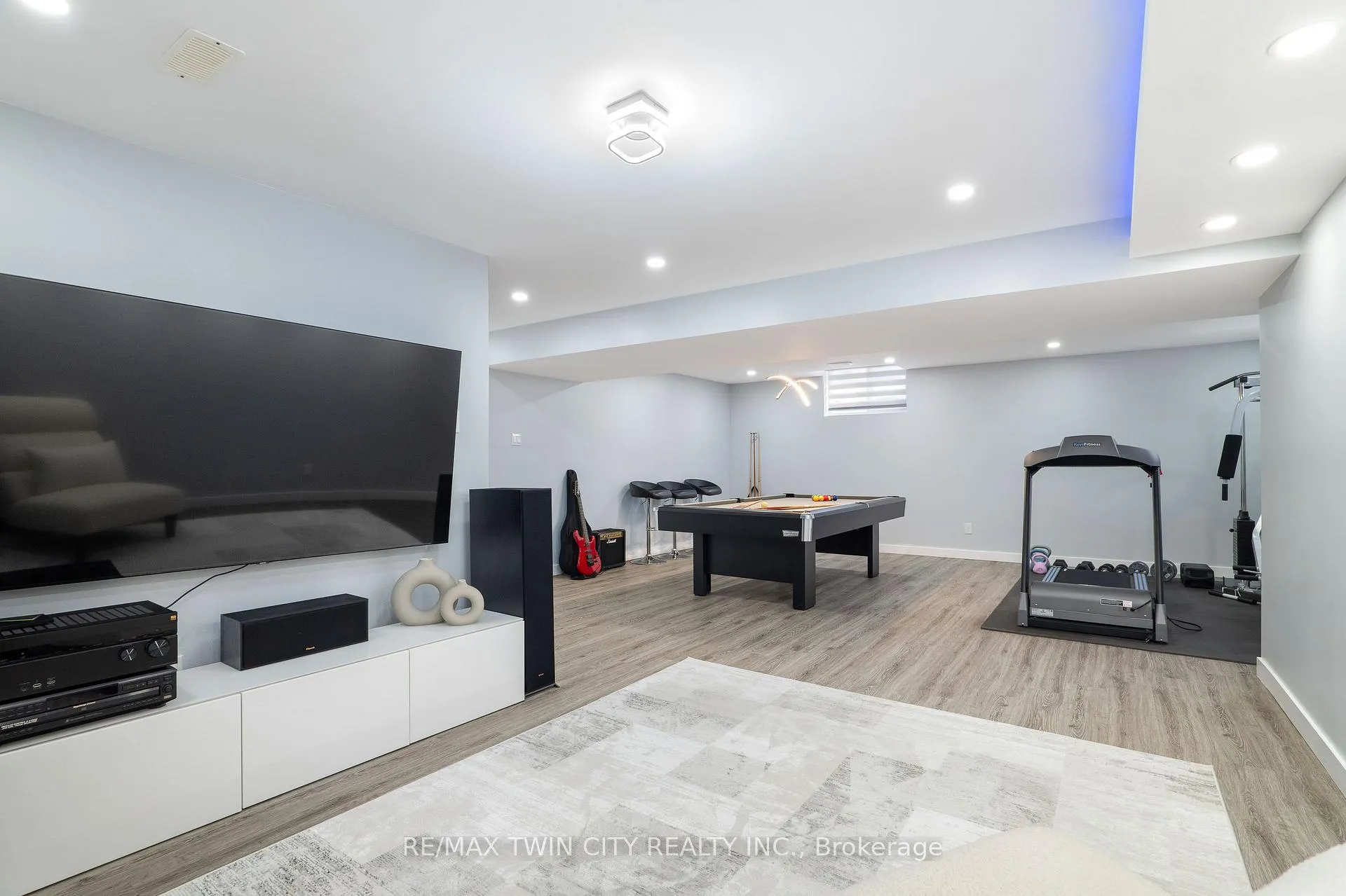 Photo 39 of 162 Banffshire Street, Kitchener — HOMEH