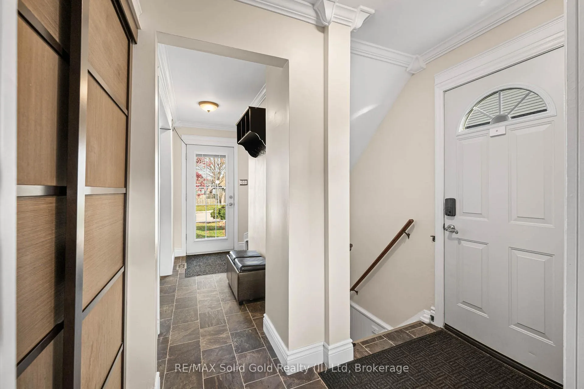 Photo 4 of 46 Barwood Crescent, Kitchener — HOMEH