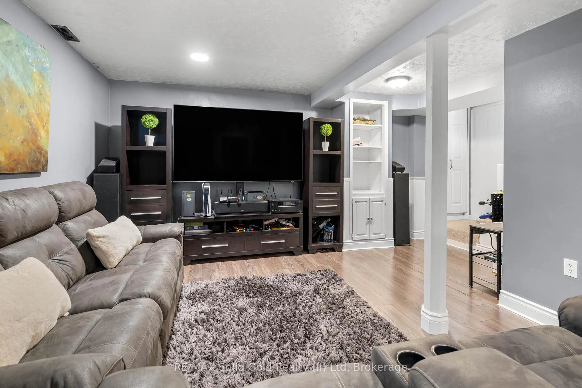 Photo 19 of 46 Barwood Crescent, Kitchener — HOMEH