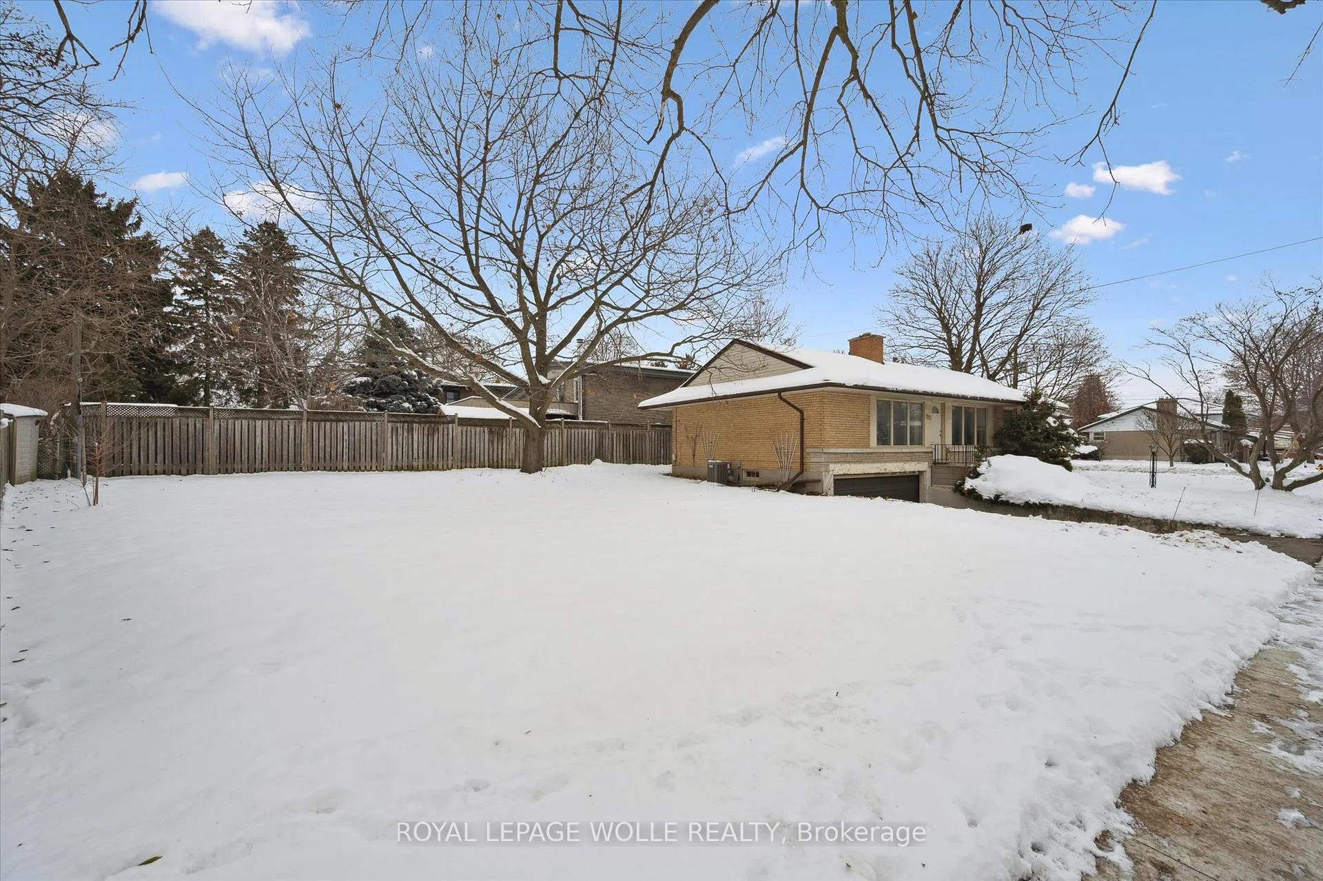 Photo 8 of 120 Islington Avenue, Kitchener — HOMEH