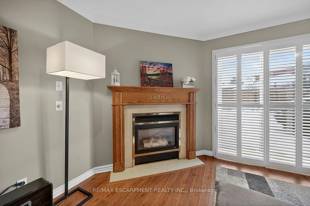 Photo 36 of 218 Portage Lane, Hamilton, Rural Glanbrook — HOMEH