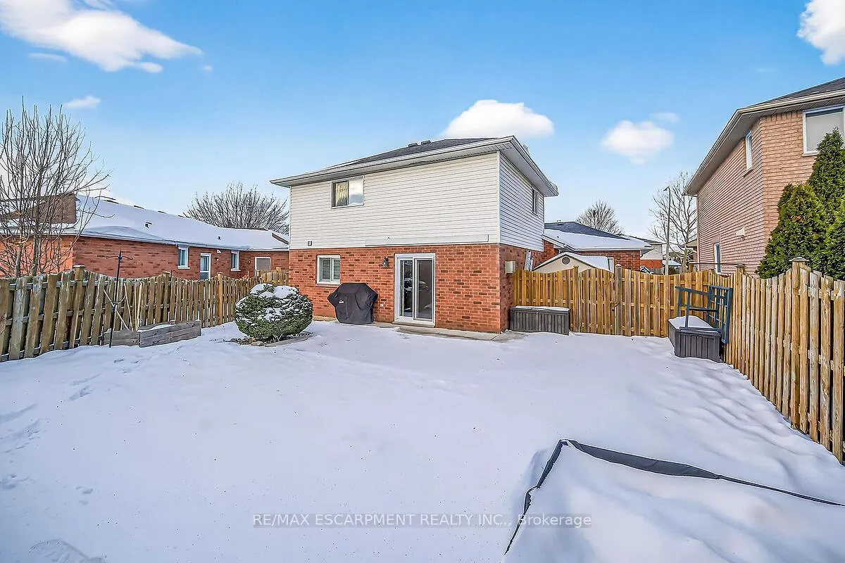 Photo 43 of 218 Portage Lane, Hamilton, Rural Glanbrook — HOMEH
