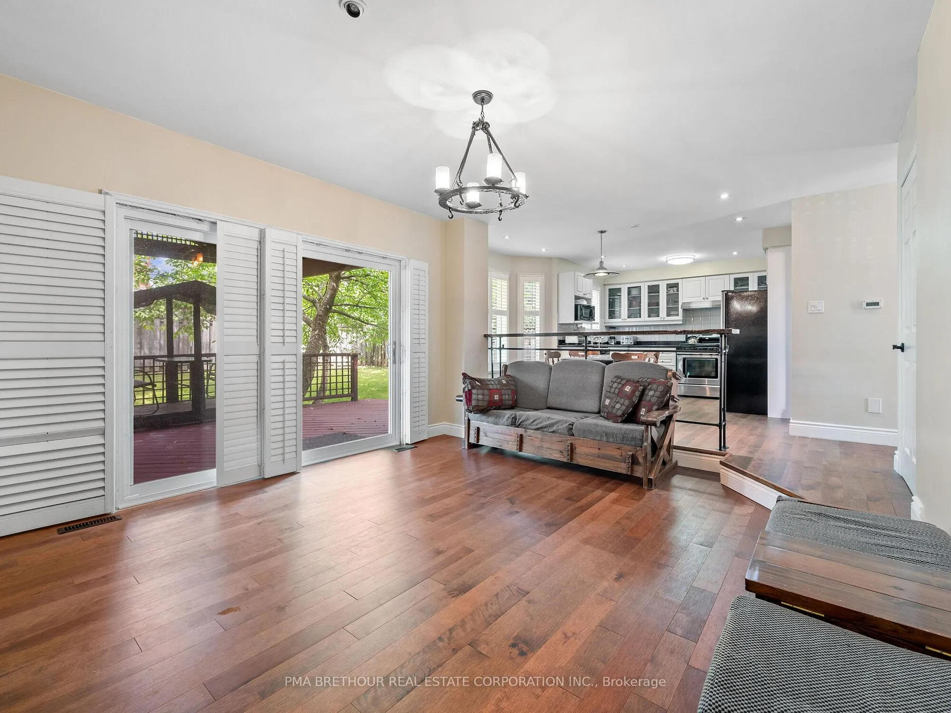 Photo 13 of 81 John Stiver Crescent, Markham, Buttonville — HOMEH