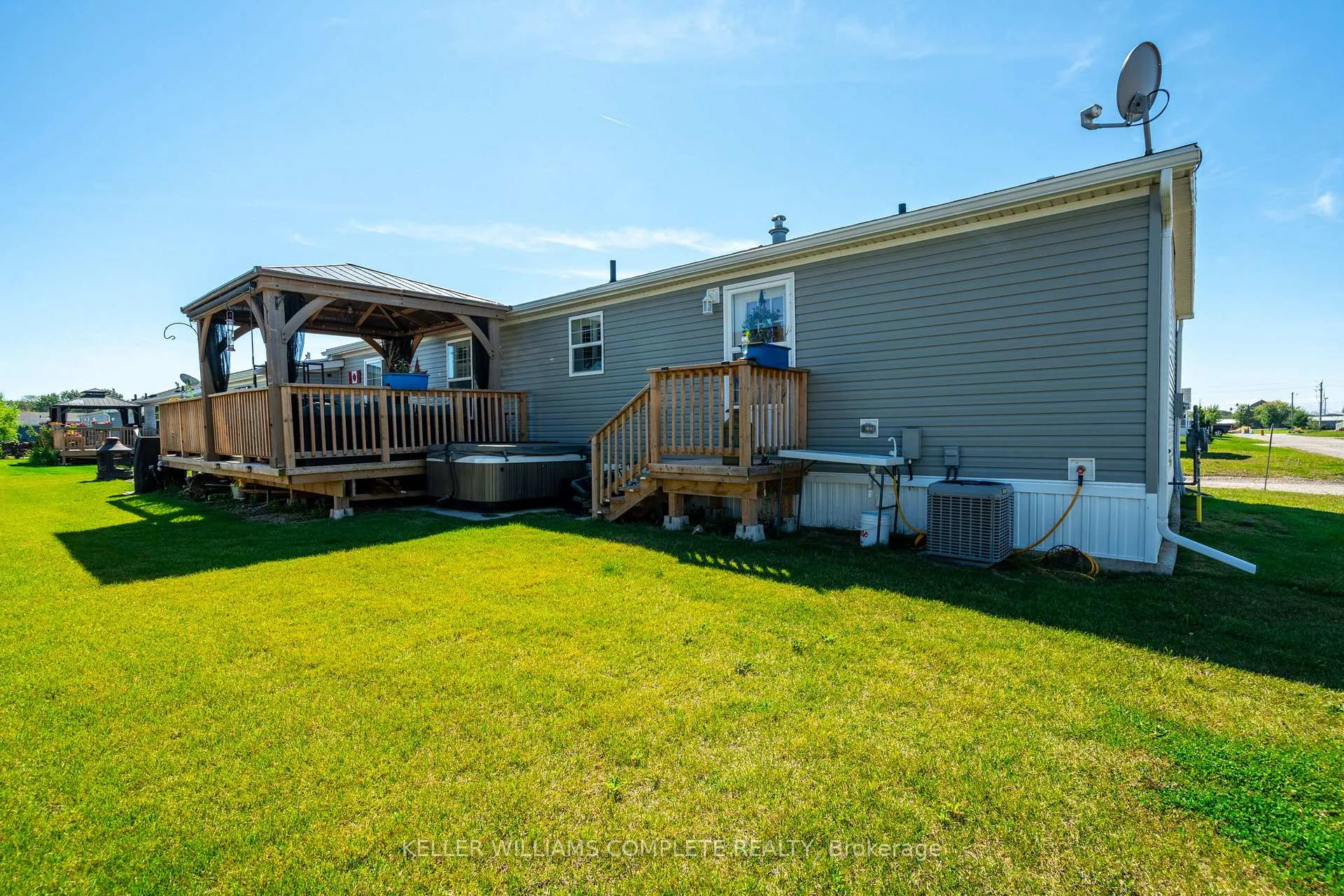 Photo 28 of 4 Bent Willow Court, Brampton, Fletcher's Creek South — HOMEH