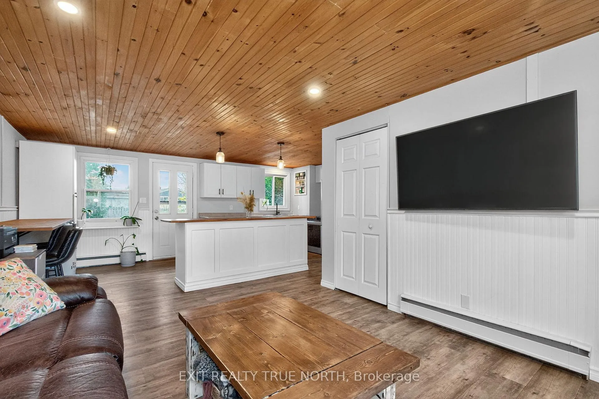 Photo 7 of 152 Holditch Street, Bracebridge, Monck (Bracebridge) — HOMEH