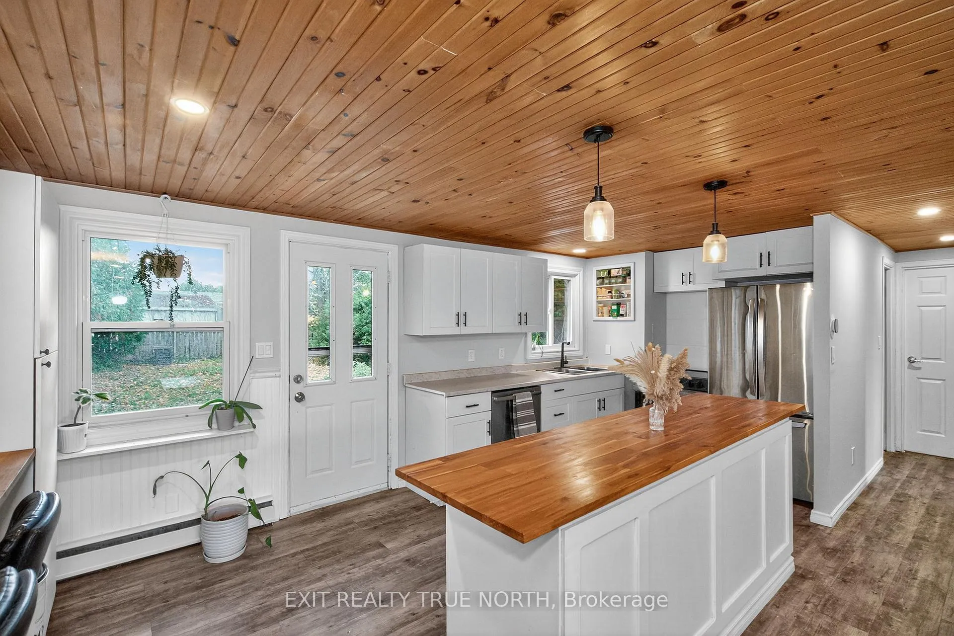 Photo 9 of 152 Holditch Street, Bracebridge, Monck (Bracebridge) — HOMEH