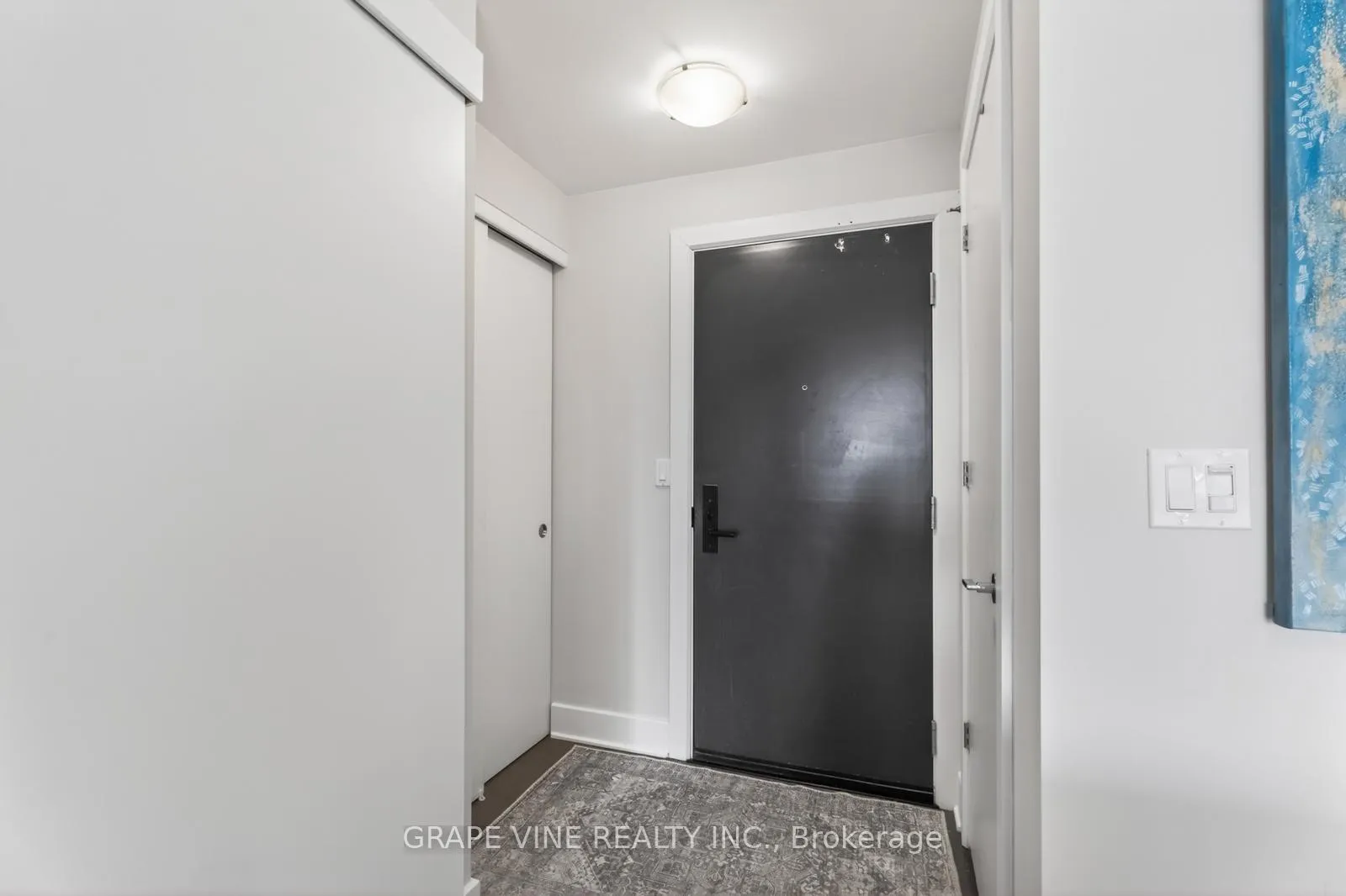 Photo 6 of Unit 1010, 255 Bay Street, Ottawa, Ottawa Centre — HOMEH